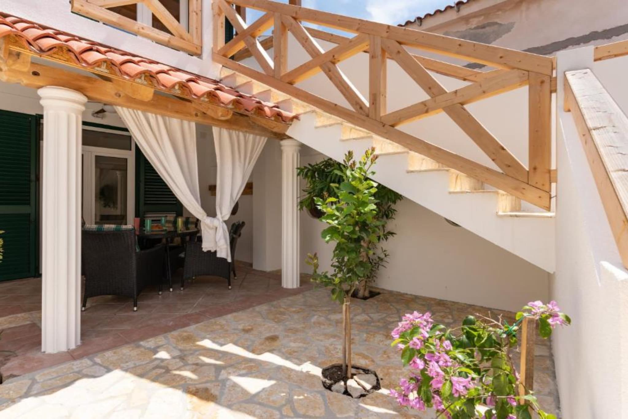 Apartment Verde Blu - Two Bedroom Apartment With Terrace And Garden View-Uitzicht