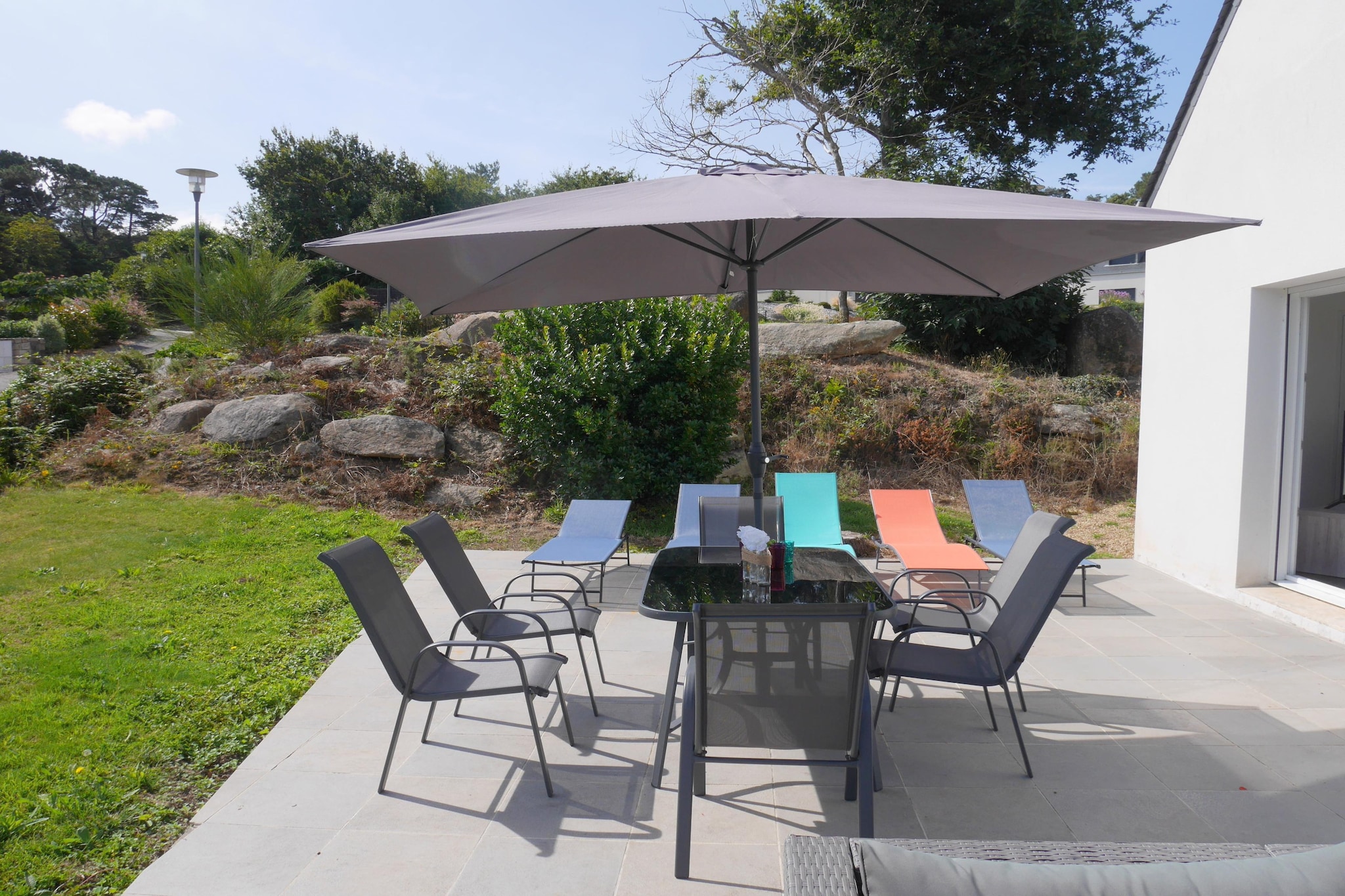 Komfortables Ferienhaus in Douarnenez-Tréboul-Terrasbalkon