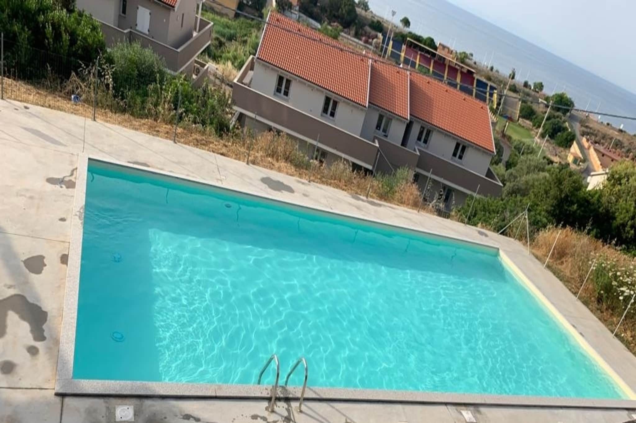 APPARTAMENTO SMERALDO 1P-Swimming pool