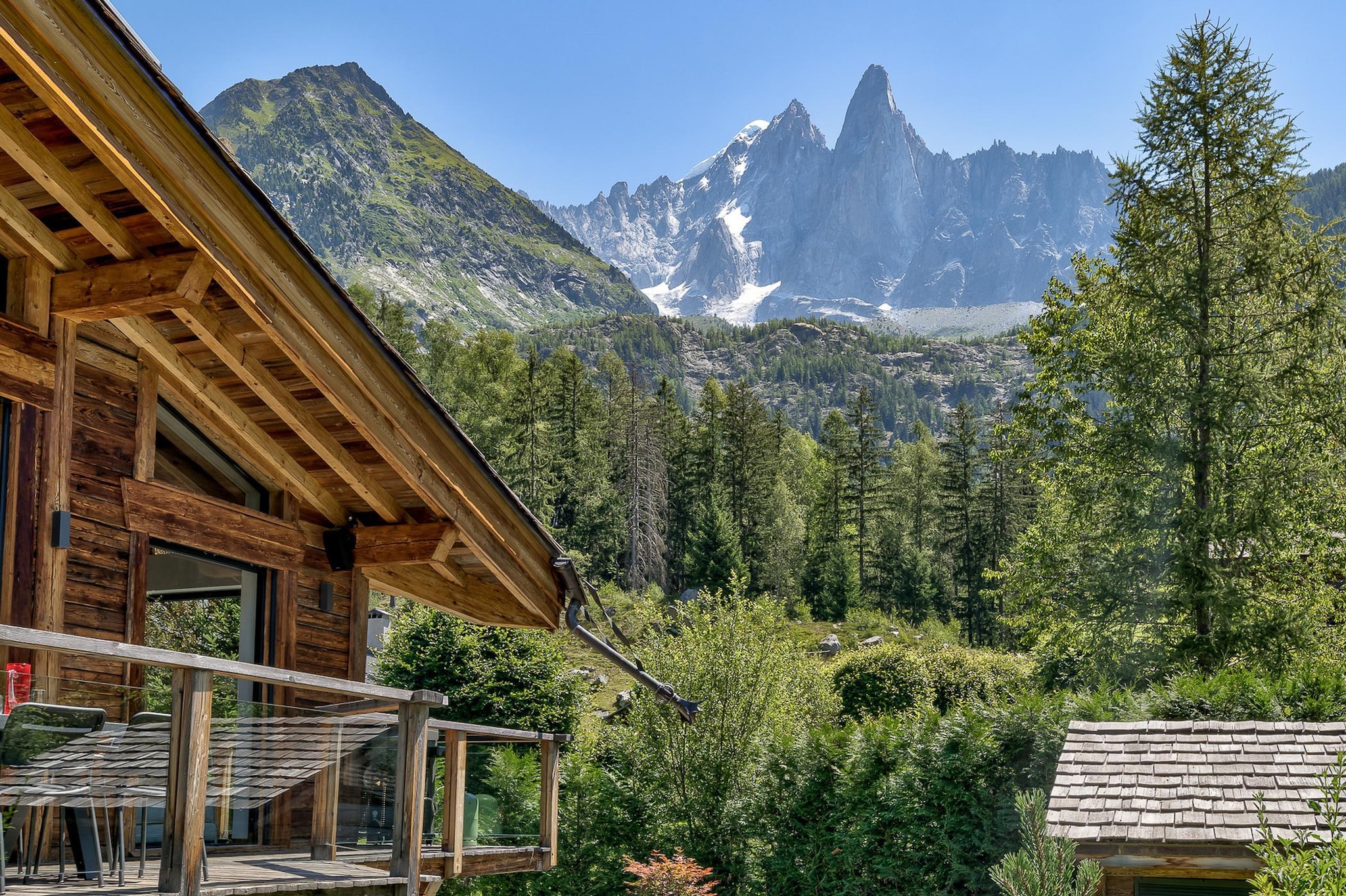 Black Stone-Uitzicht zomer