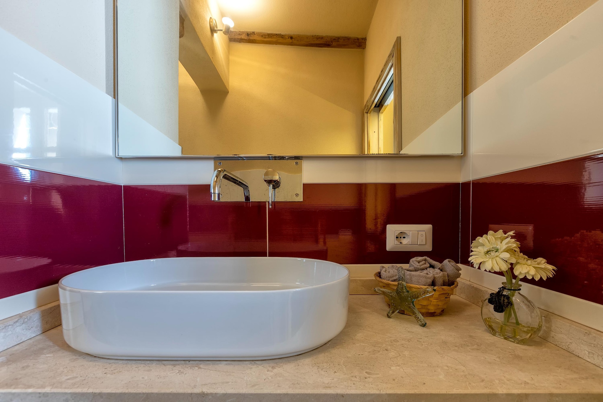 MONOLOCALE BURAGNA-Badkamer