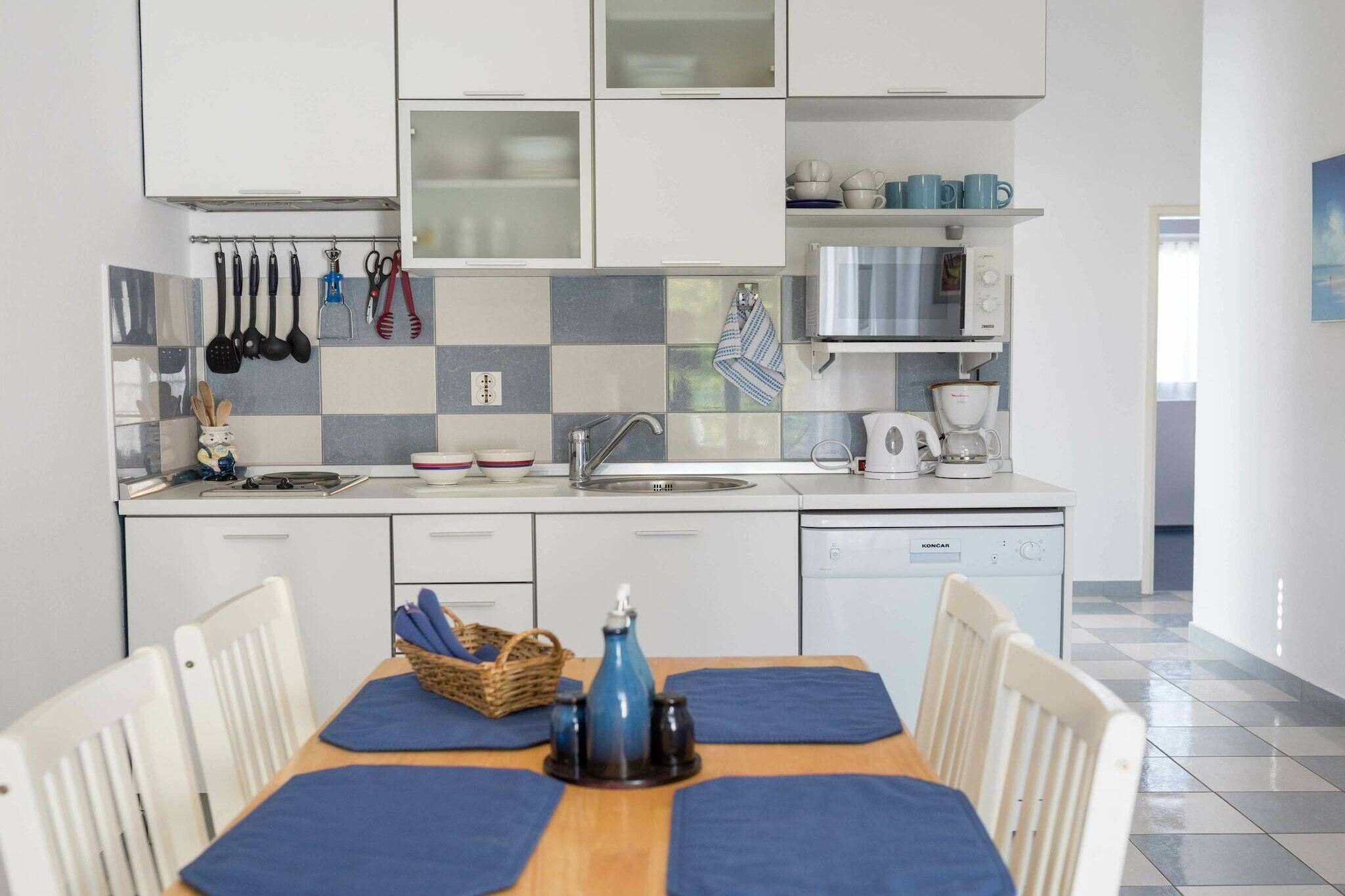 Beach apartment Jadrija