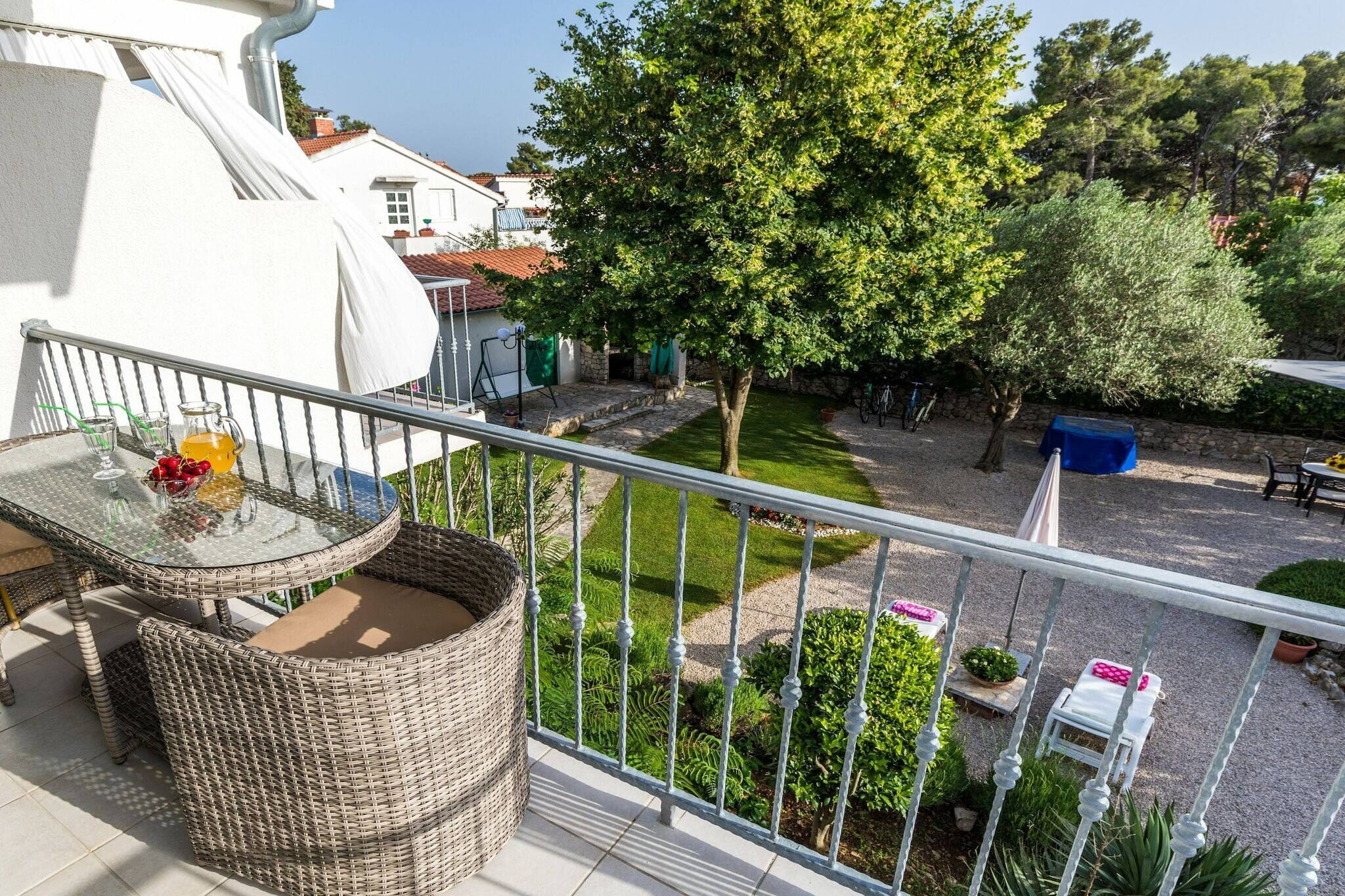 Beach apartment Jadrija-Terrace balcony