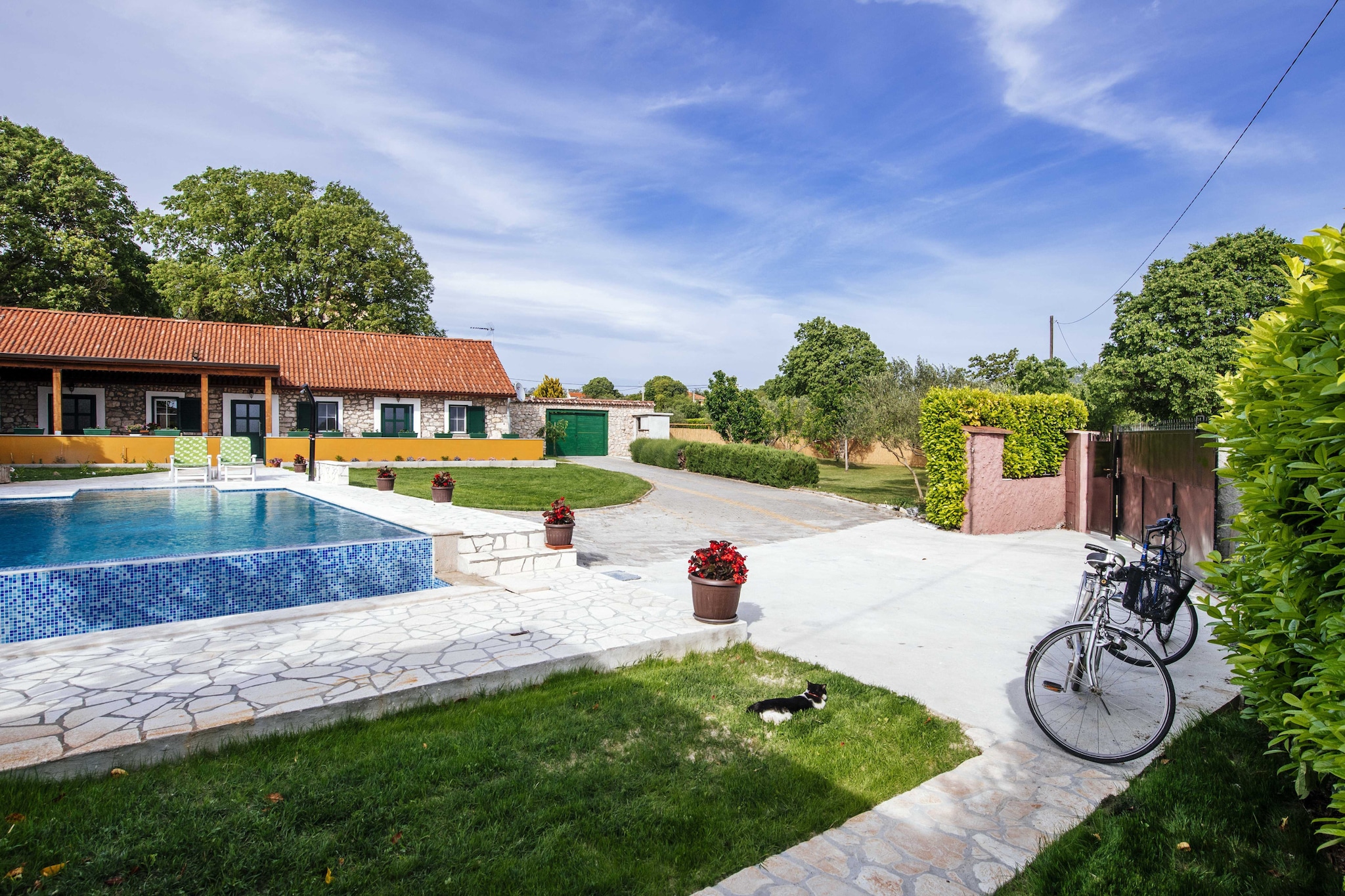 Authentic stone house Momo-Piscine