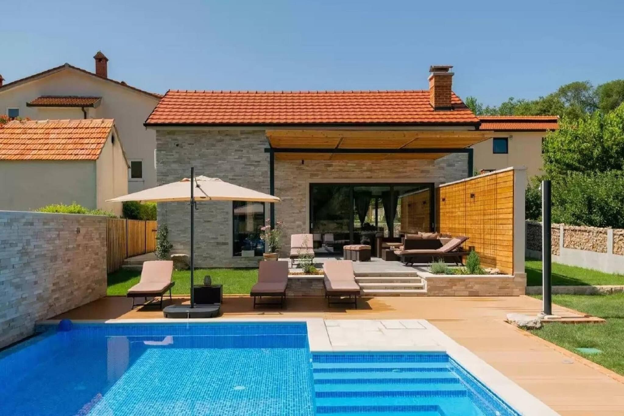 Luxury Villa Prolozac