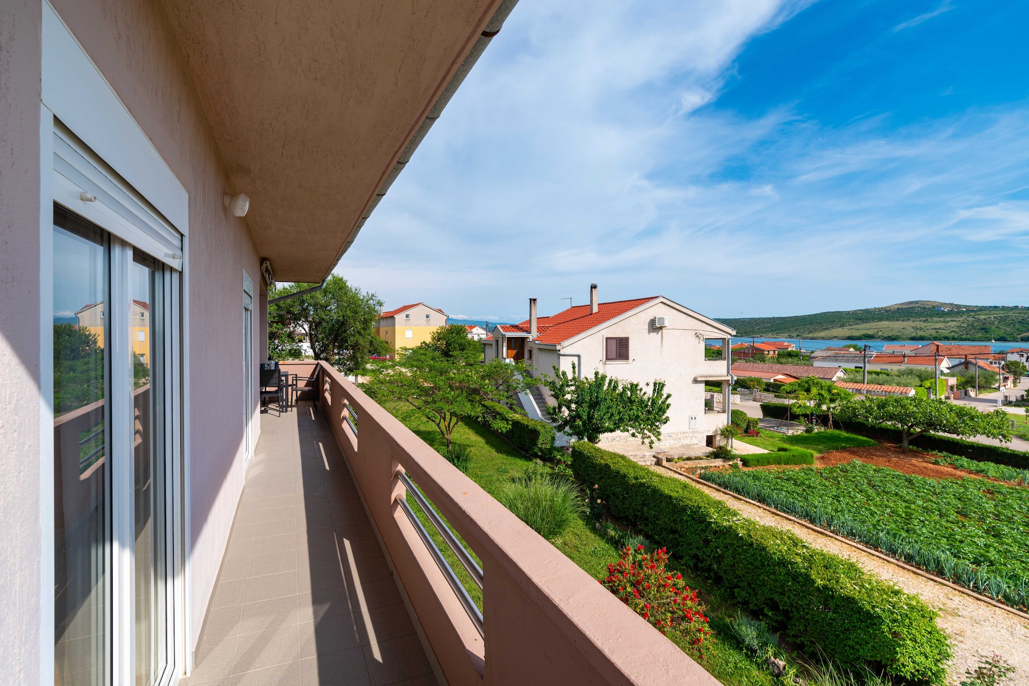 Sea view apartment Nika-Terrasse/Balkon