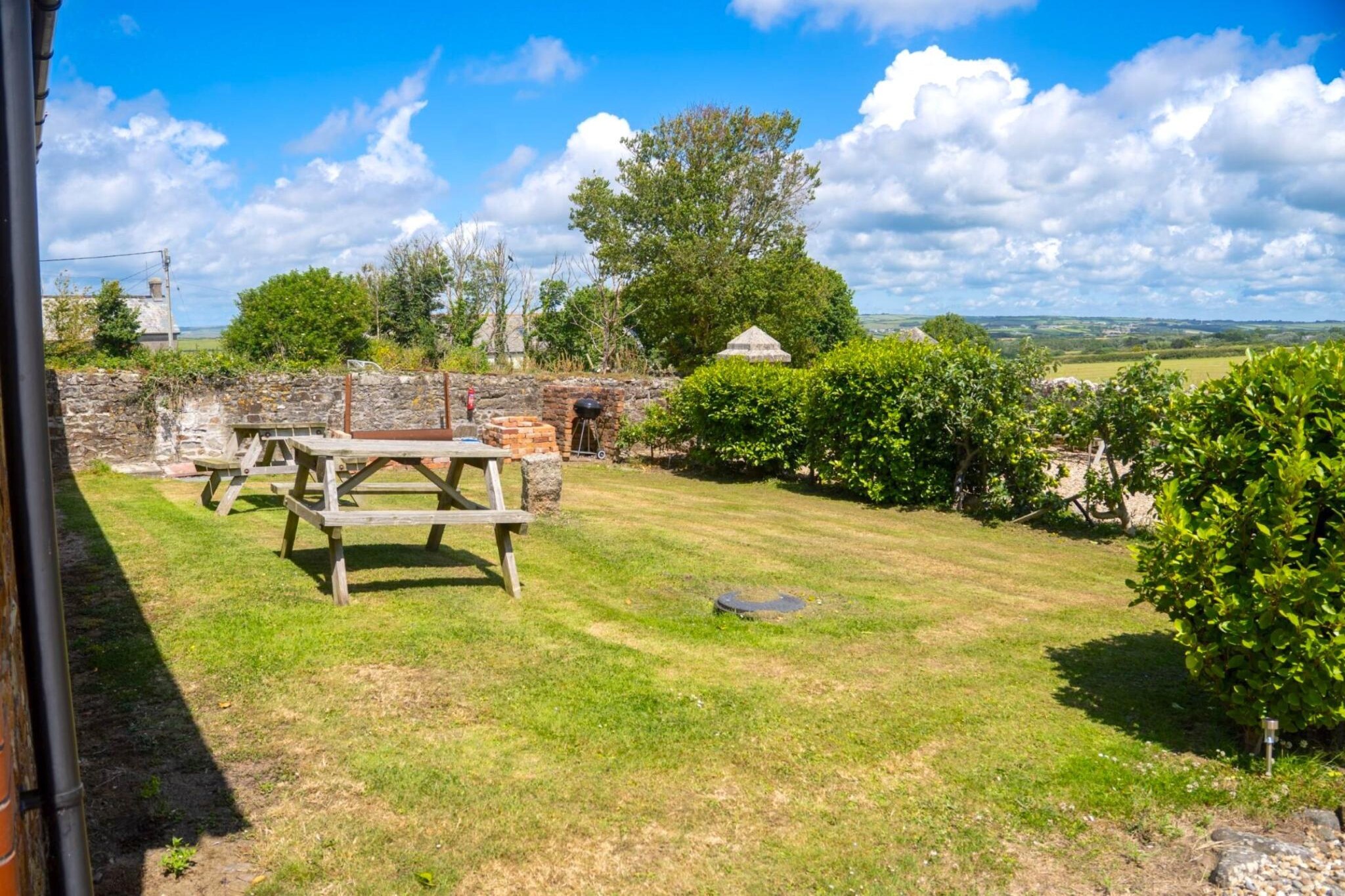 Fields Barn - Gardens in summer