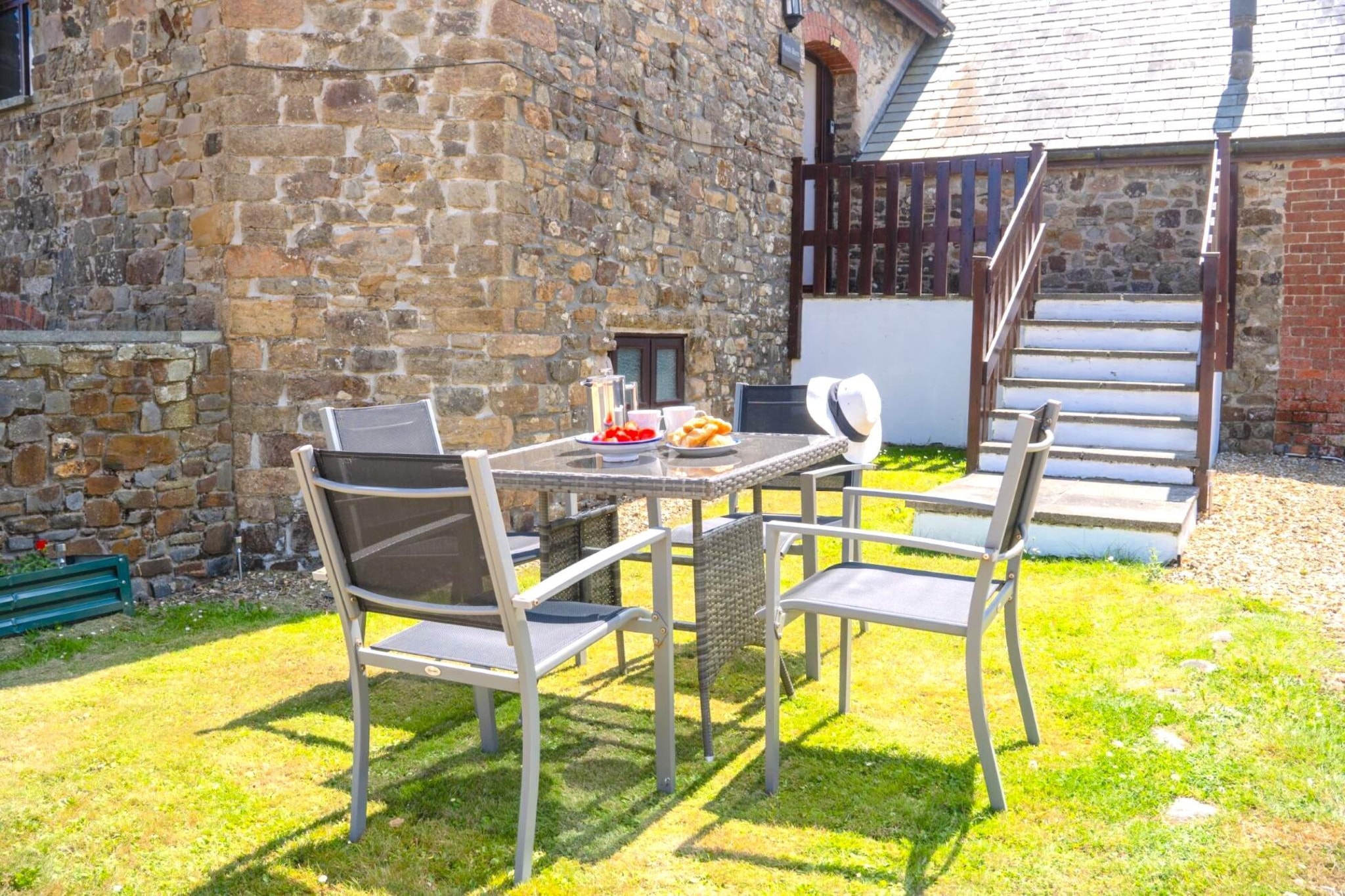 Fields Barn - Terrace balcony