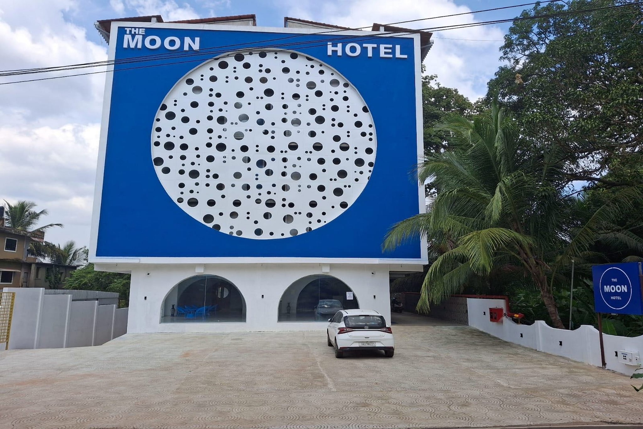 Palette The Moon Hotel Goa by Sunday 2