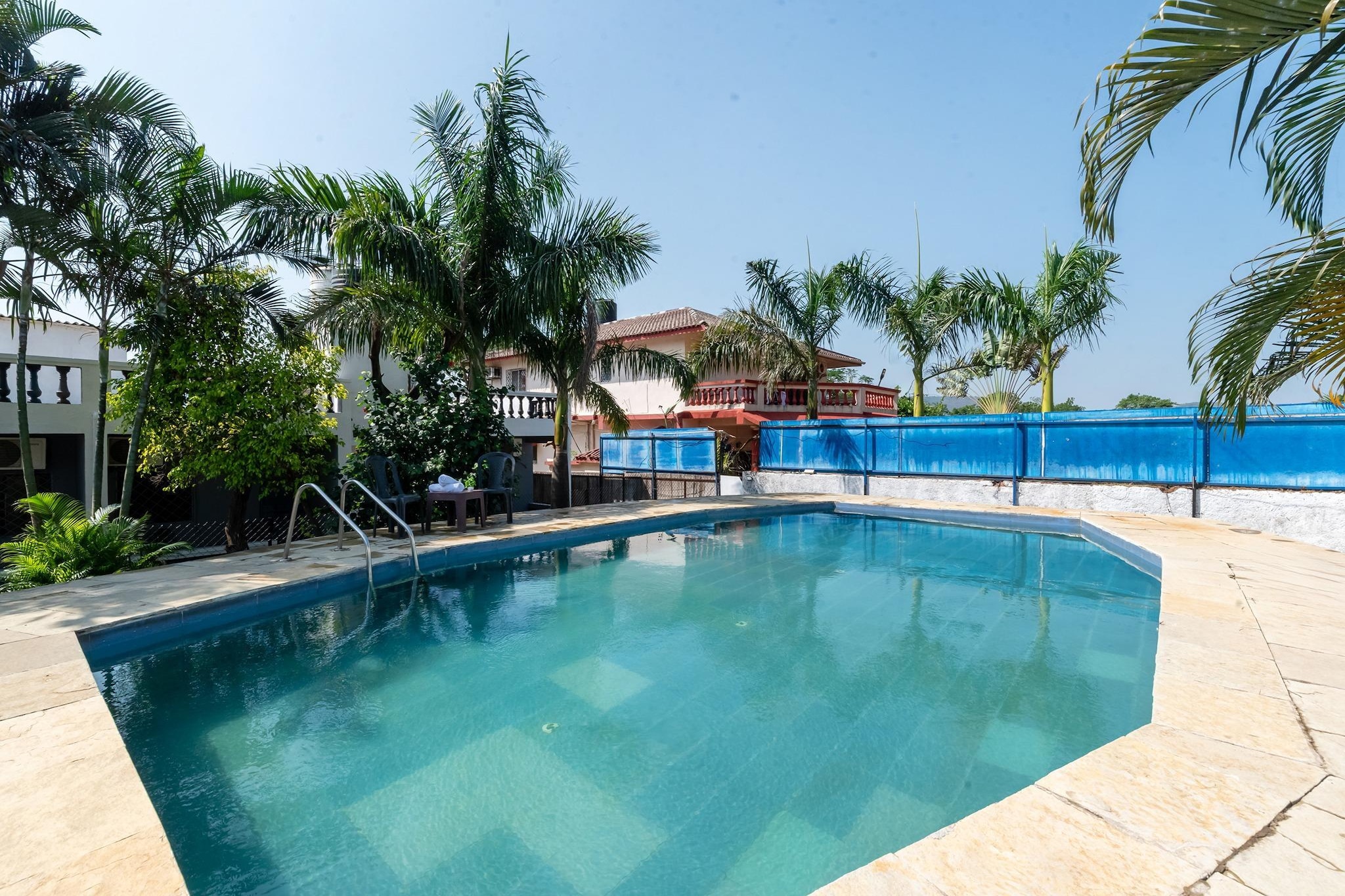 Bubble Nest 2bhk by Palette | Jacuzzi | Lonavala