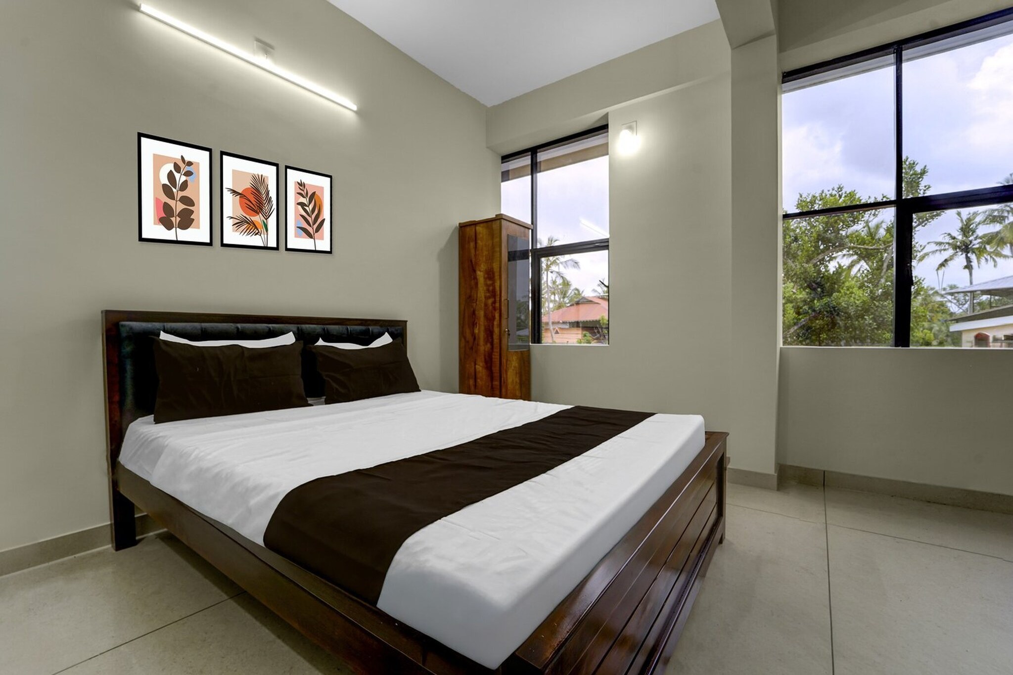Enjoy a comfortable and hassle-free experience at our thoughtfully designed property. Each room is equipped with modern amenities, cozy bedding, and elegant decor to make you feel right at home. Located conveniently with easy access to public transport and major attractions, it's perfect for both business and leisure travelers. Cleanliness and guest comfort are our top priorities, and our team is available 24/7 to assist you throughout your stay.

Early Check-In Policy: A full day’s room rate will be charged for check-ins before 6:00 AM. Complimentary early check-in is available between 6:00 AM and 10:00 AM, subject to room availability.
Check-in is only available to guests aged 18 and above. Please provide a government-issued ID to confirm your age.
