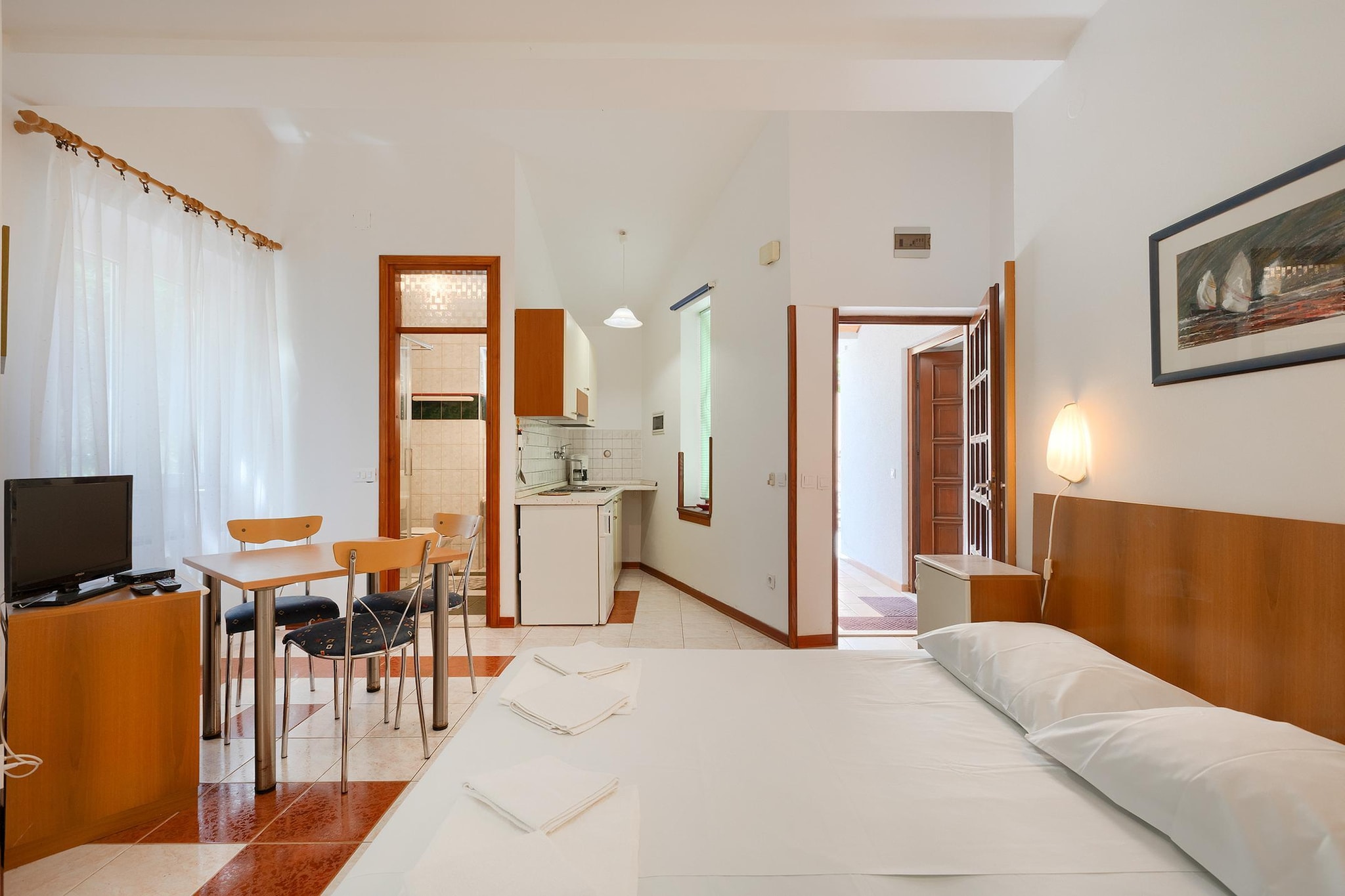House Loncar - Studio - Bedroom
