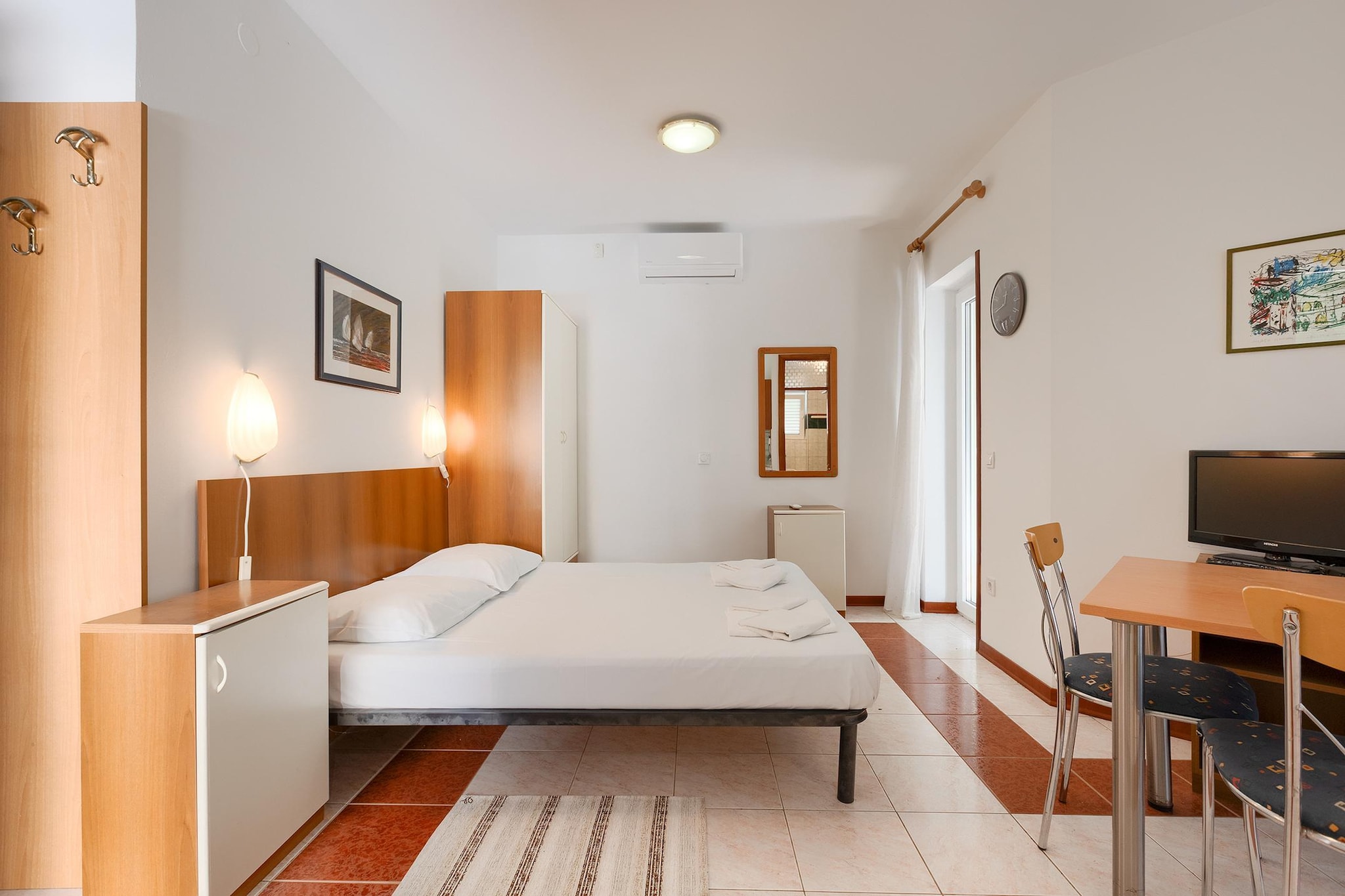 House Loncar - Studio - Bedroom