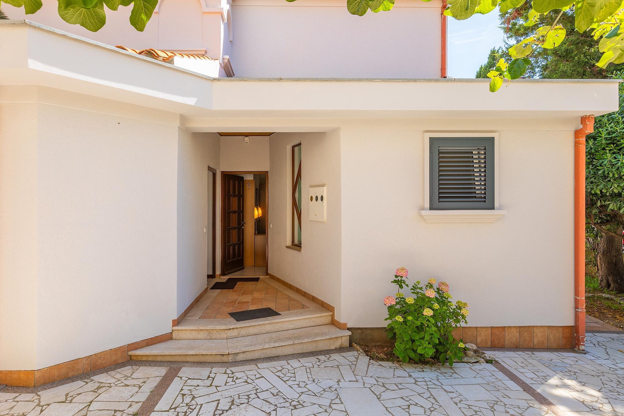 House Loncar - Studio - Hall & reception