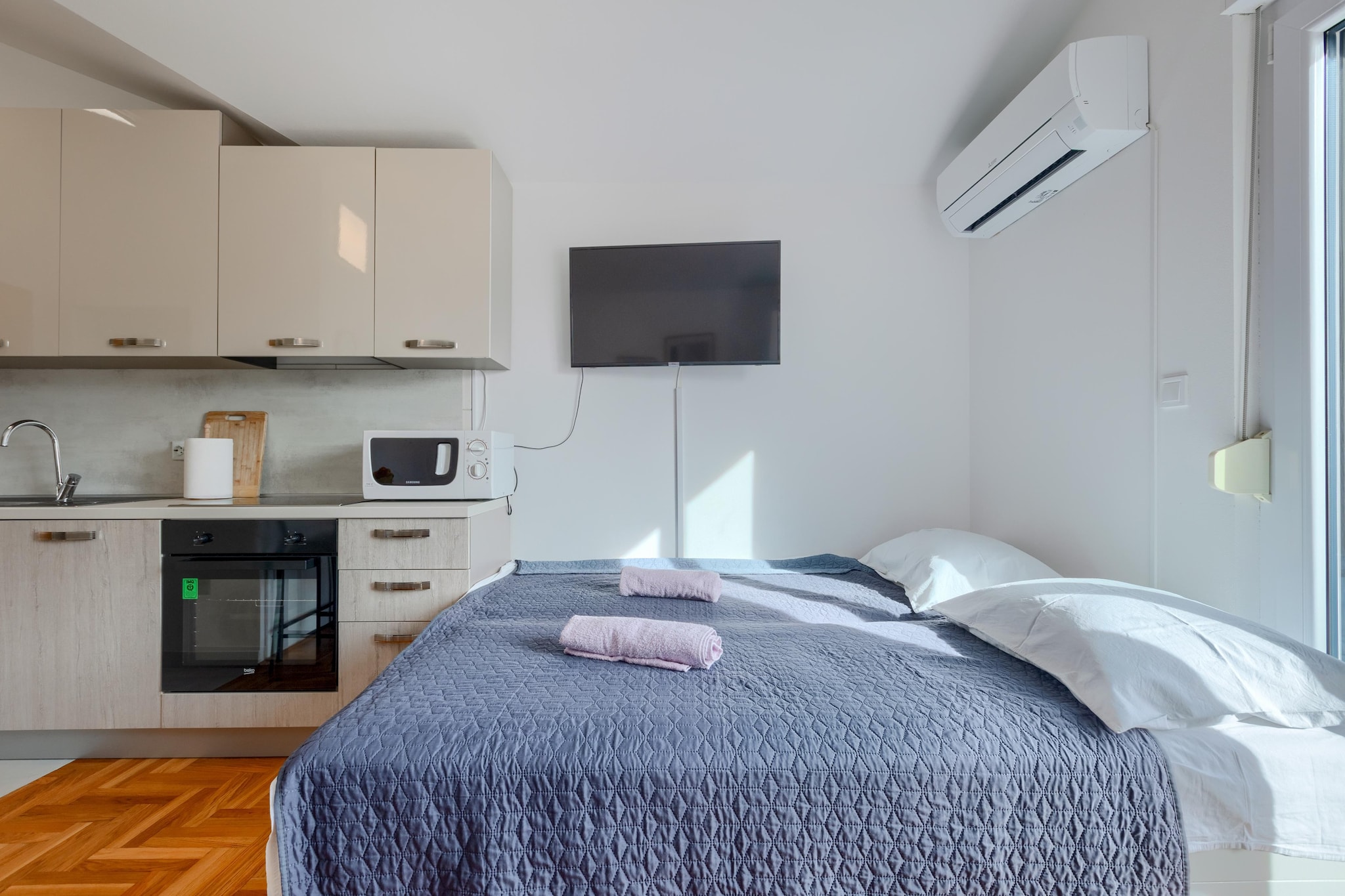 Bed Room