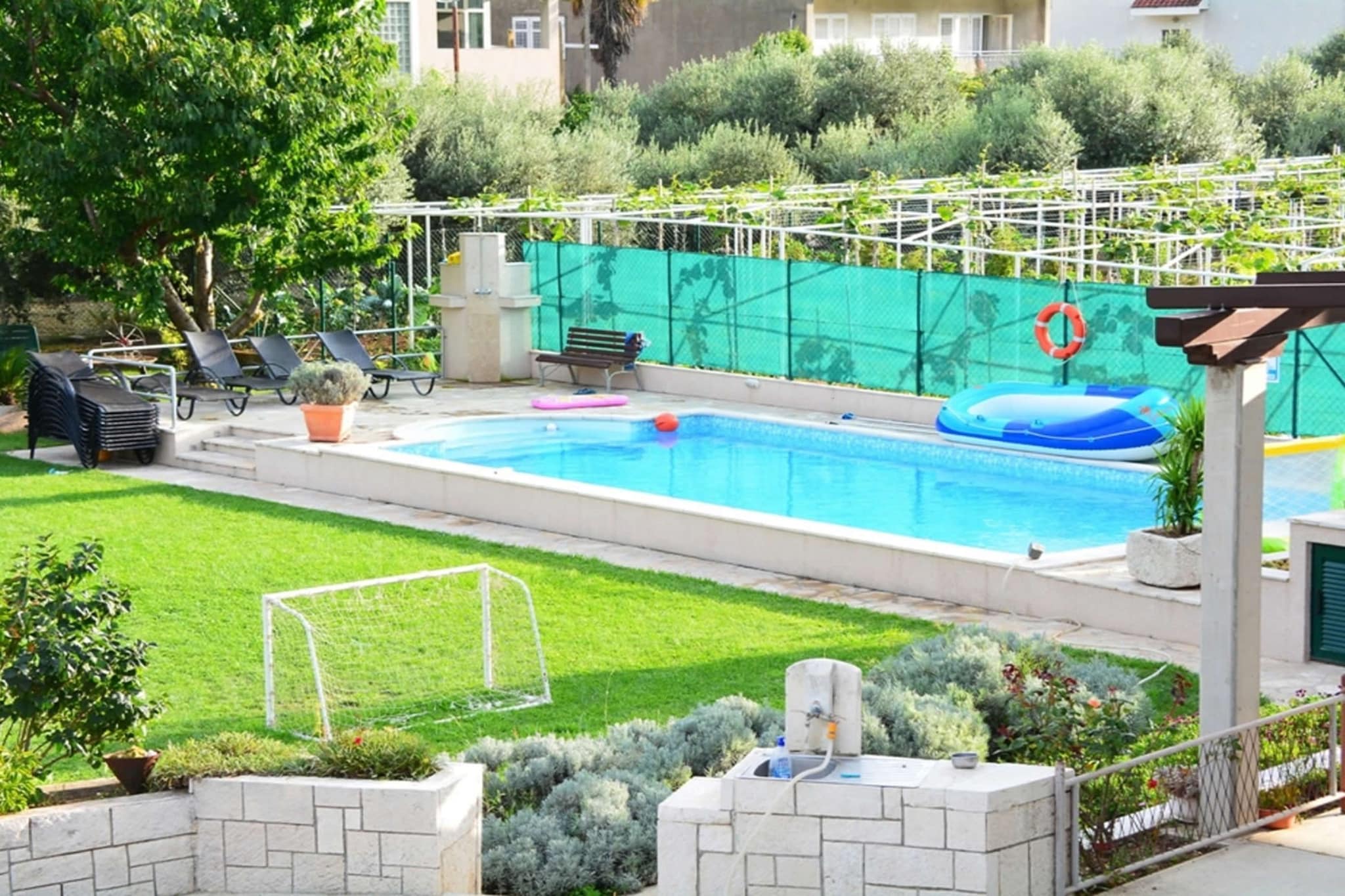 Villa Šolo – Peaceful Nature Park Getaway - Six Bedroom Villa With Heated Pool-Schwimmbad