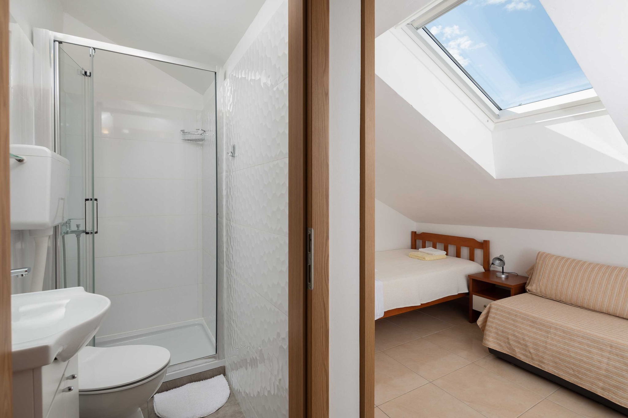 Apartment Bella Vista - Three Bedroom Apartment with Terrace  and Sea View(A6)-Chambre