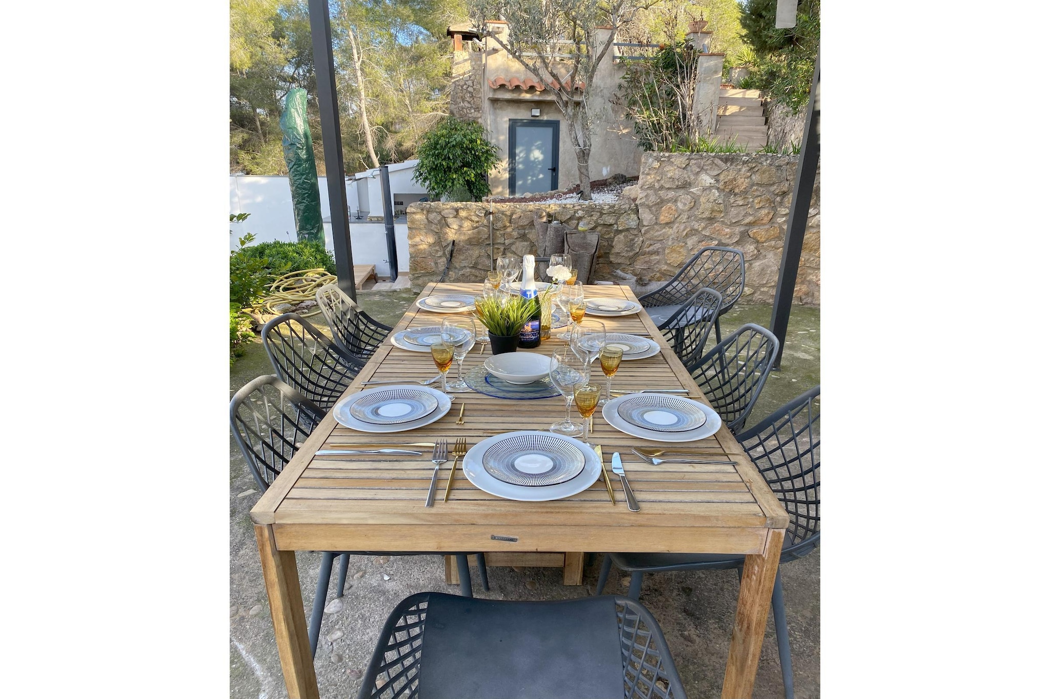 Villa Avril-Terrace balcony