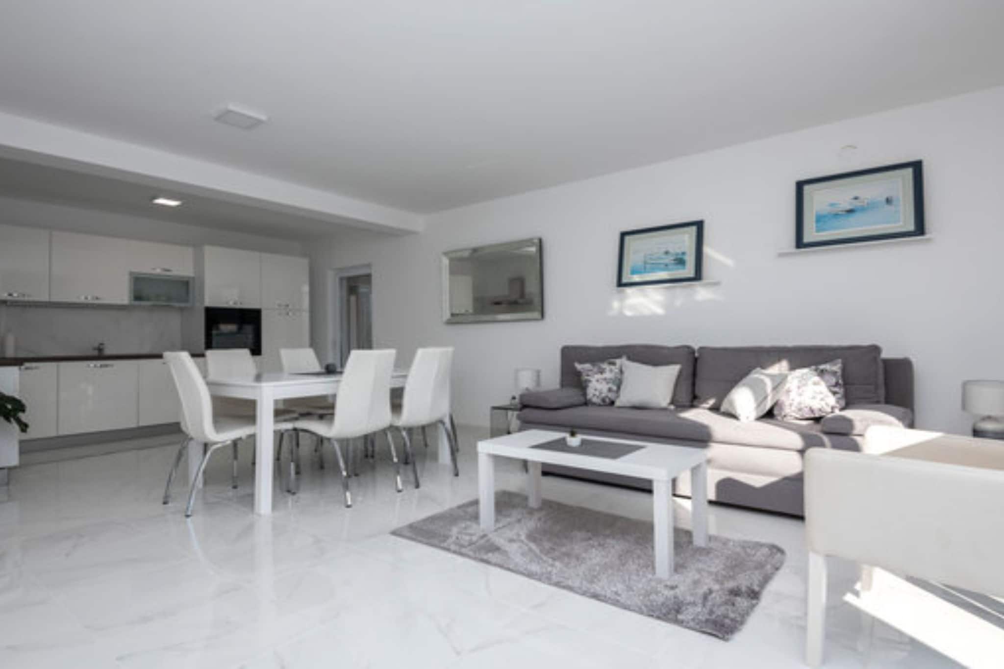 Charming Villa Nina with Pool - Four Bedroom Villa With Terrace and Swimming pool-Living room