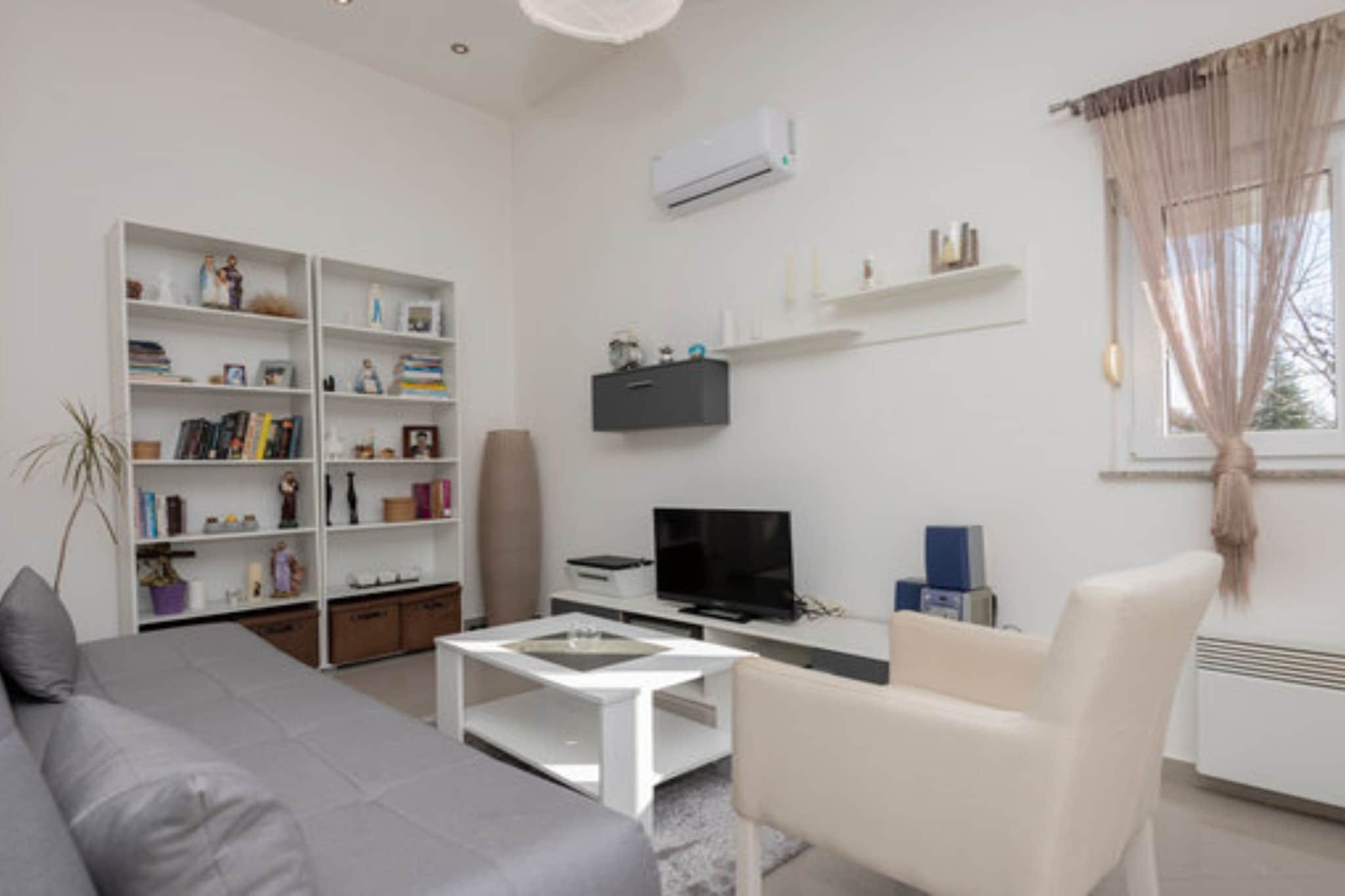 Charming Villa Nina with Pool - Four Bedroom Villa With Terrace and Swimming pool