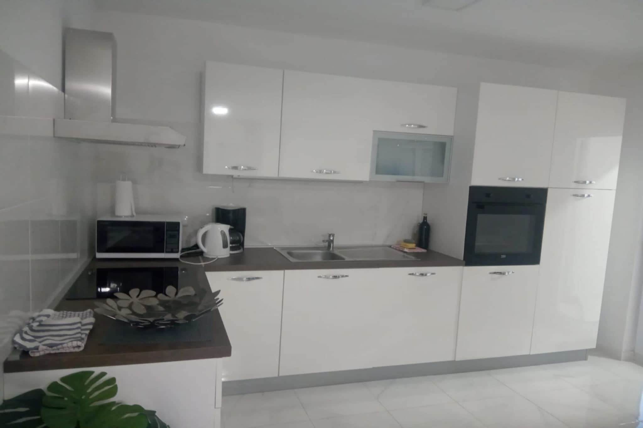 Charming Villa Nina with Pool - Four Bedroom Villa With Terrace and Swimming pool-Kitchen