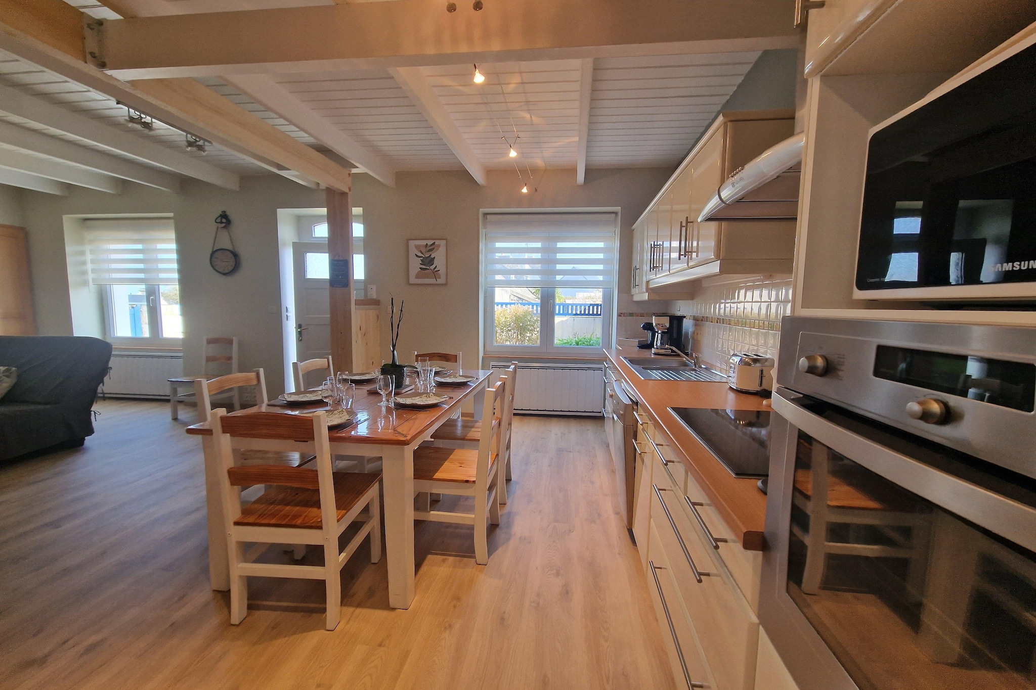 Holiday home in Plougasnou Baie de Morlaix-Esszimmer