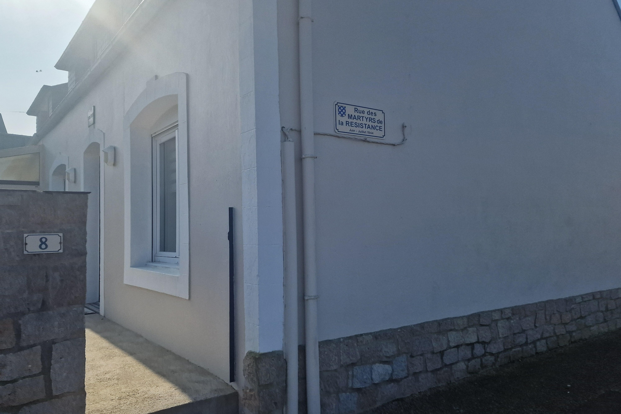 Holiday home in Plougasnou Baie de Morlaix-Außenbereich Sommer