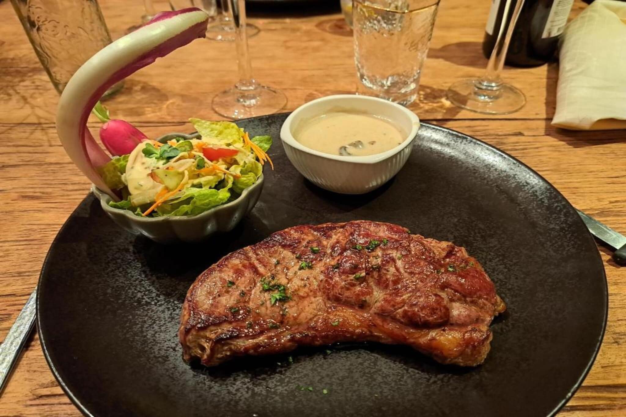 Au Coeur d'Alle - Double Room with Large Double Bed-Ambiance