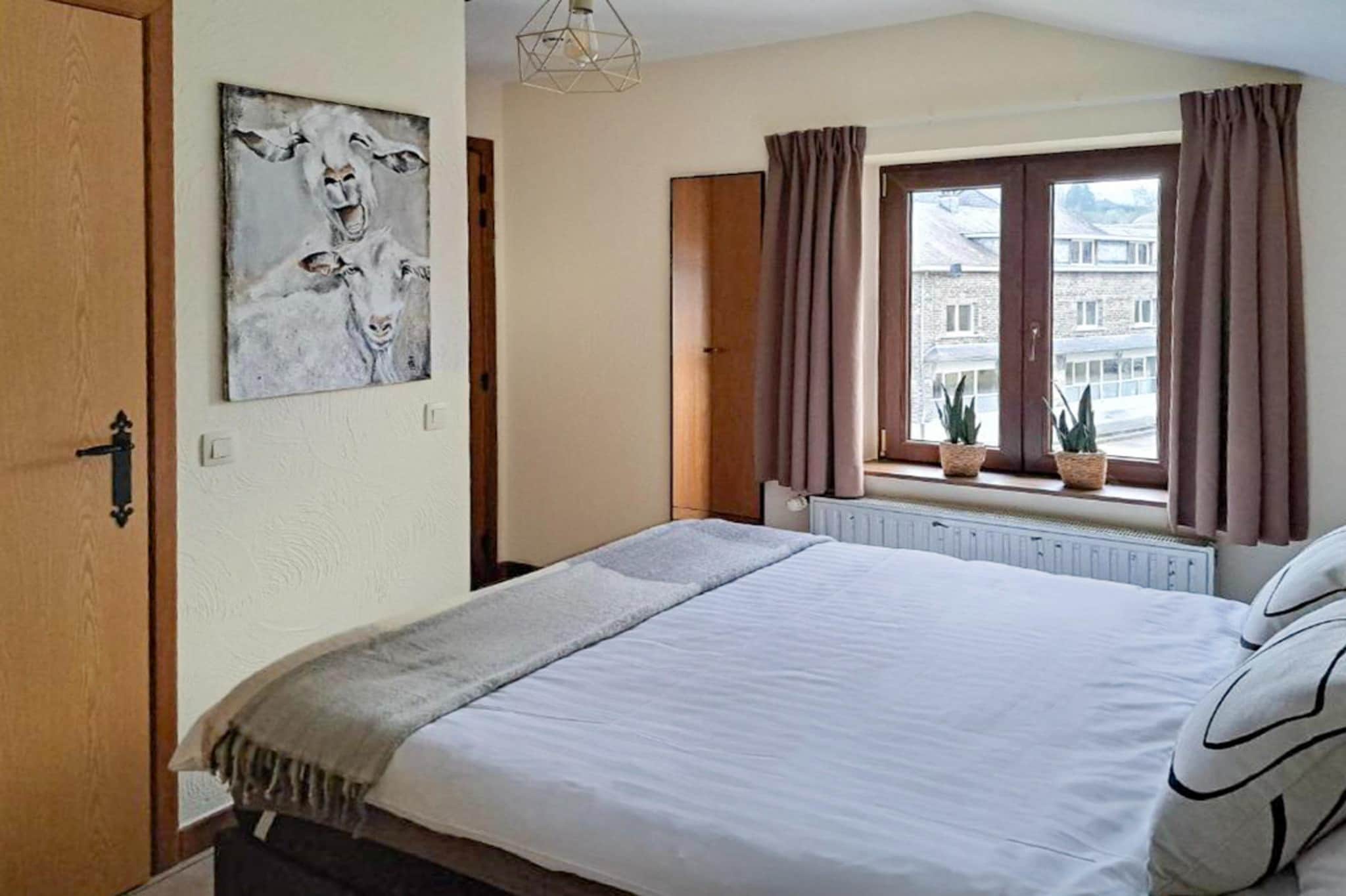 Au Coeur d'Alle - Double Room with Large Double Bed-Chambre