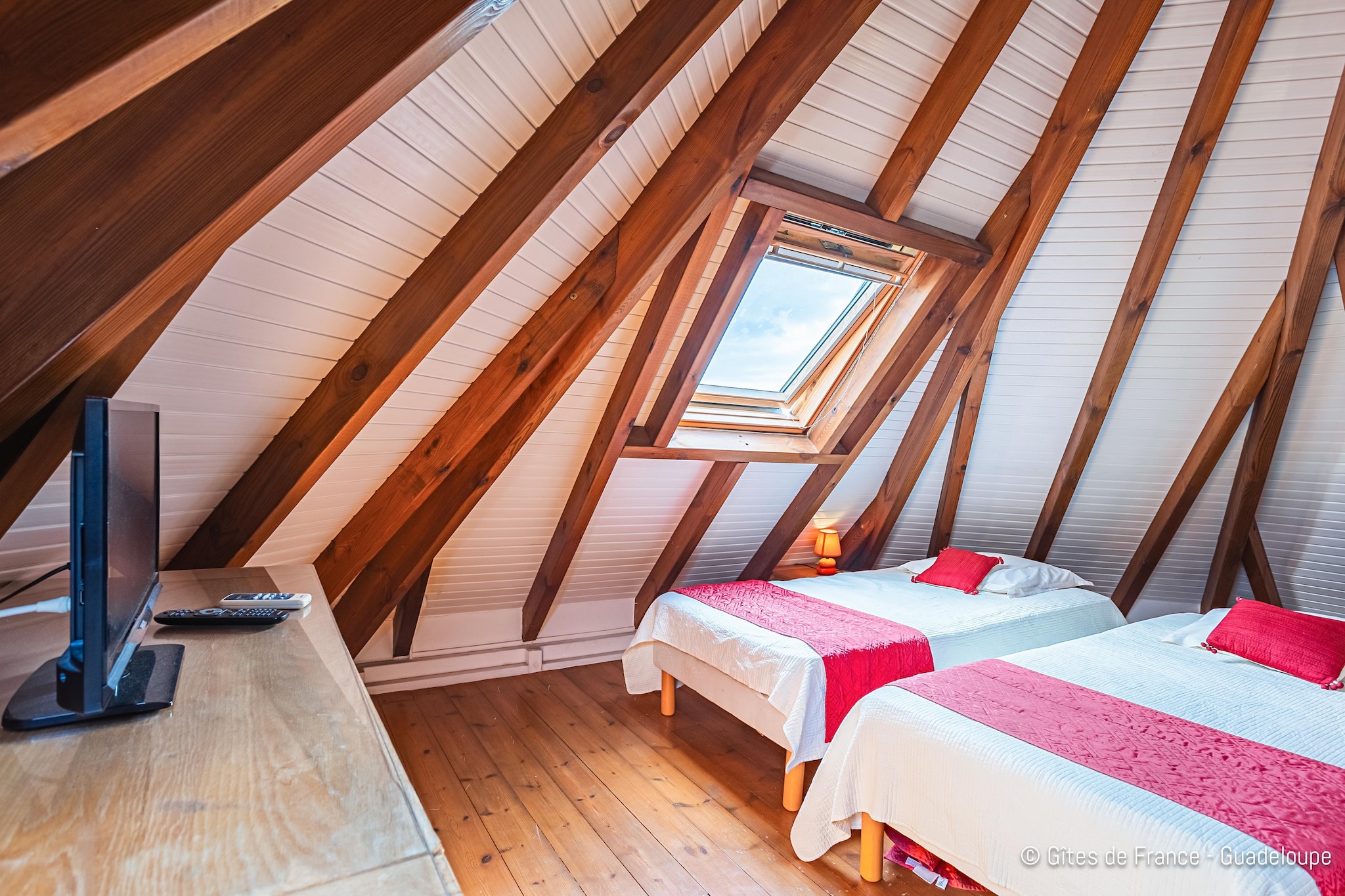 Paradise Bay Bungalow cosy bord de mer et piscine-Chambre