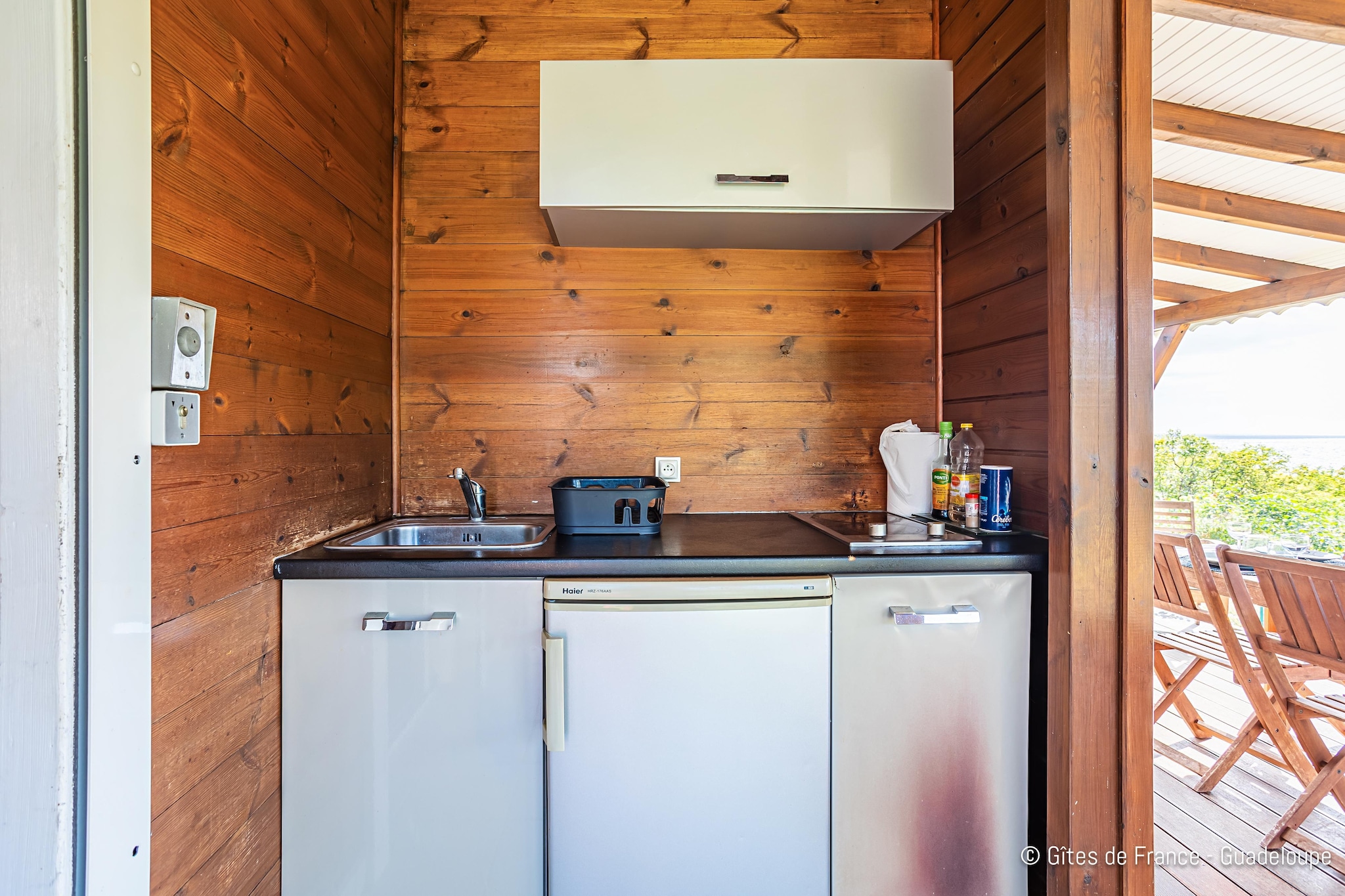 Paradise Bay Bungalow cosy bord de mer et piscine-Cuisine