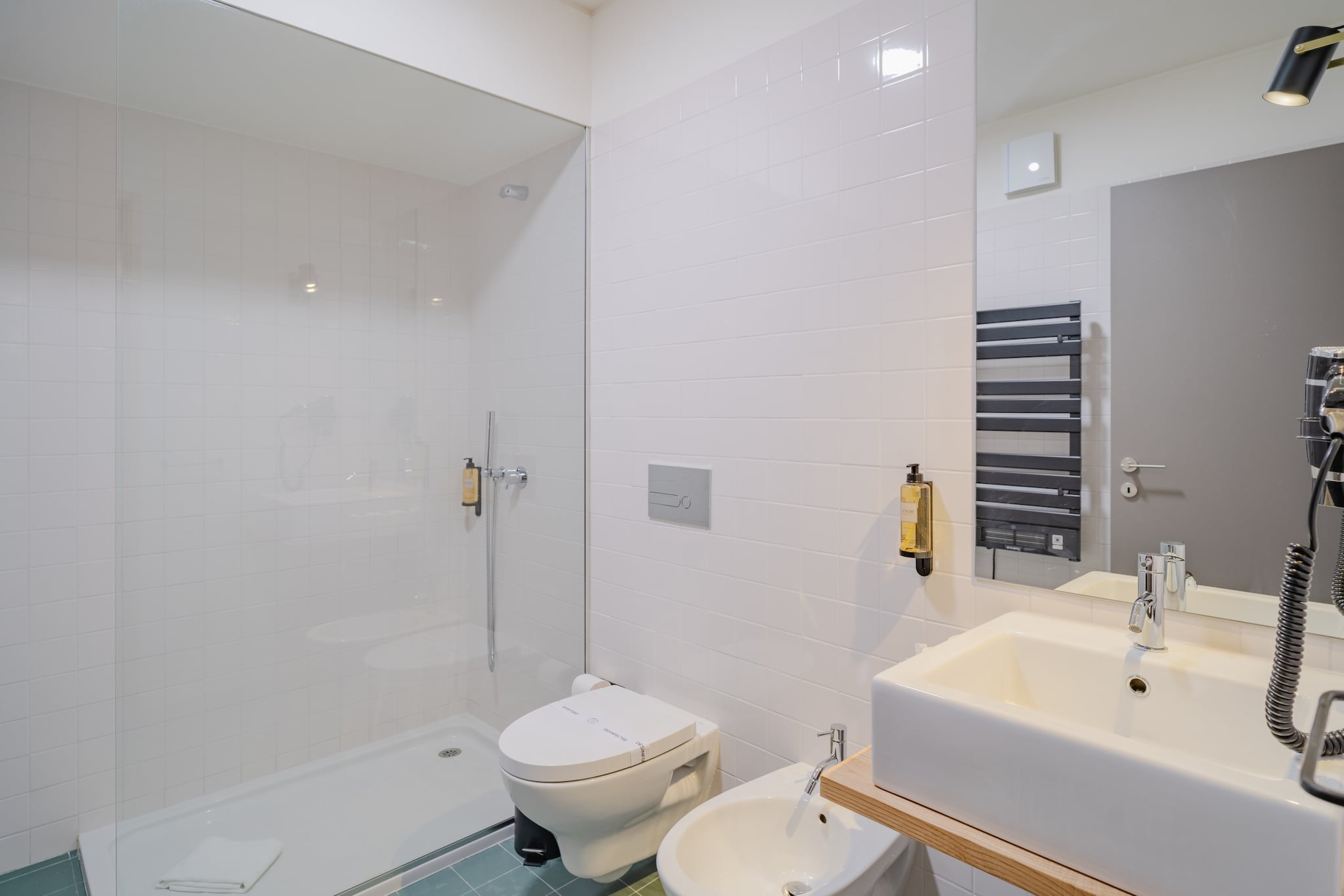 Feel Corporate Housing Campanhã 07-Salle de bain