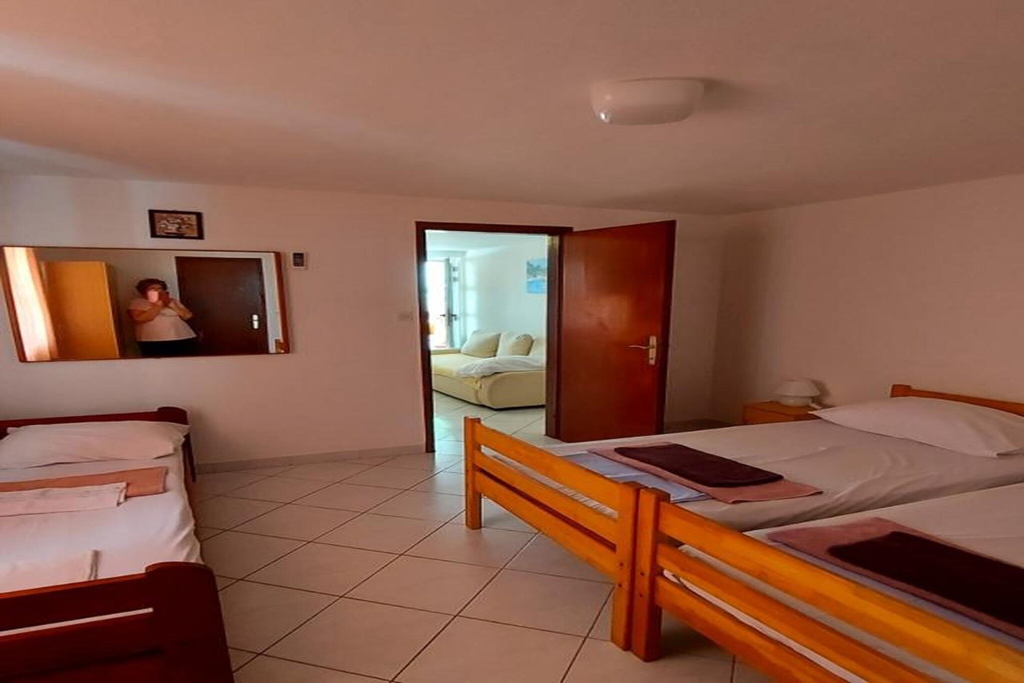 Apartment with Private Terrace near the Beach