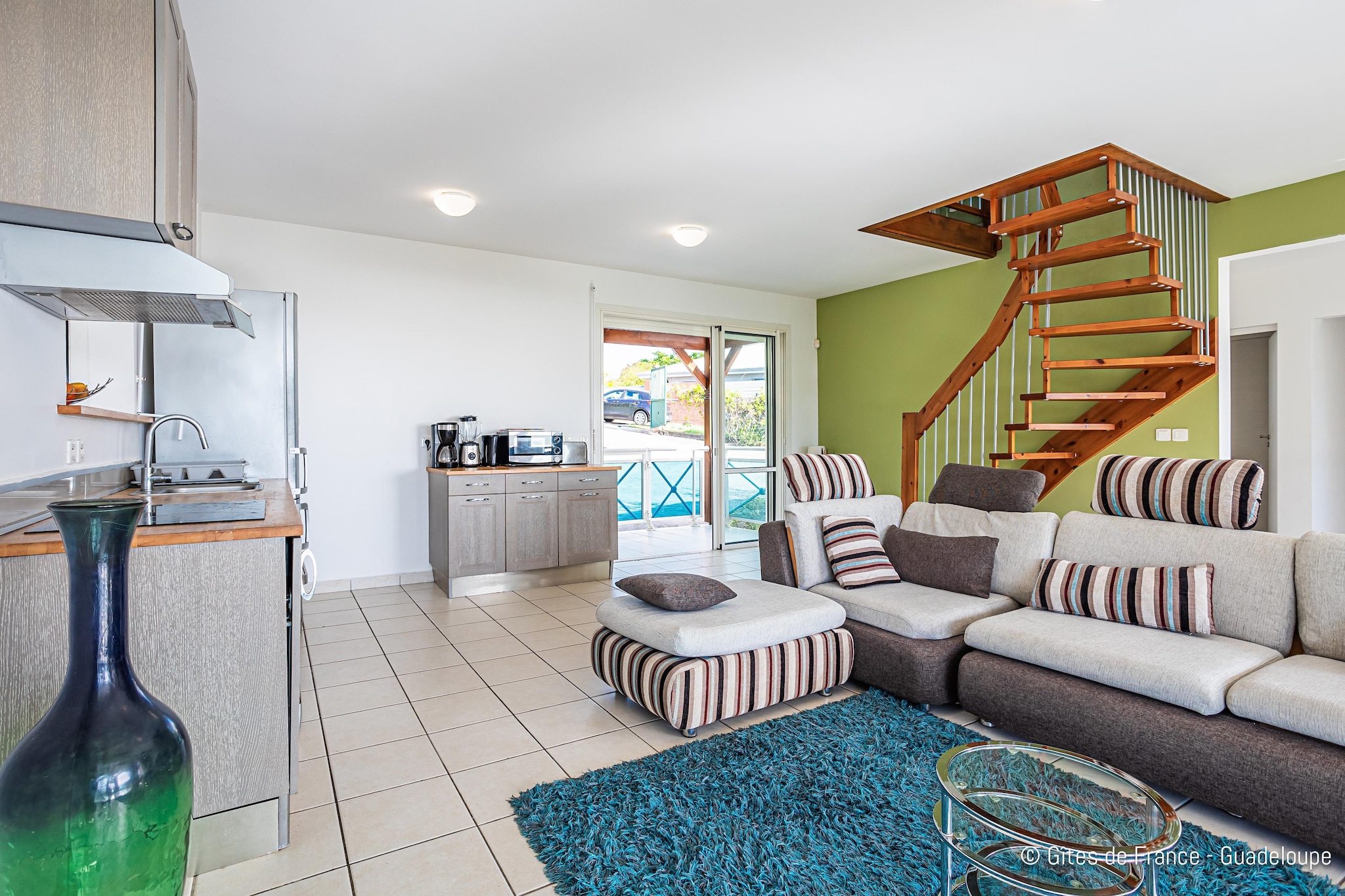 Paradise Bay Villa standing avec vue sur mer Non Remboursable-Salon