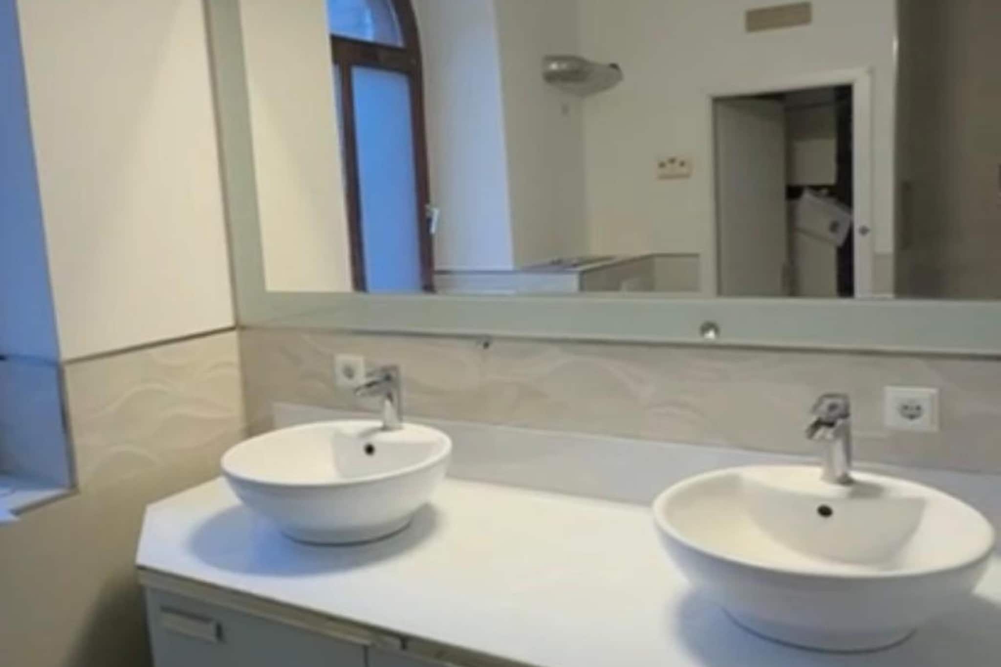 Apartment für Monteure oder Reisende-Badkamer