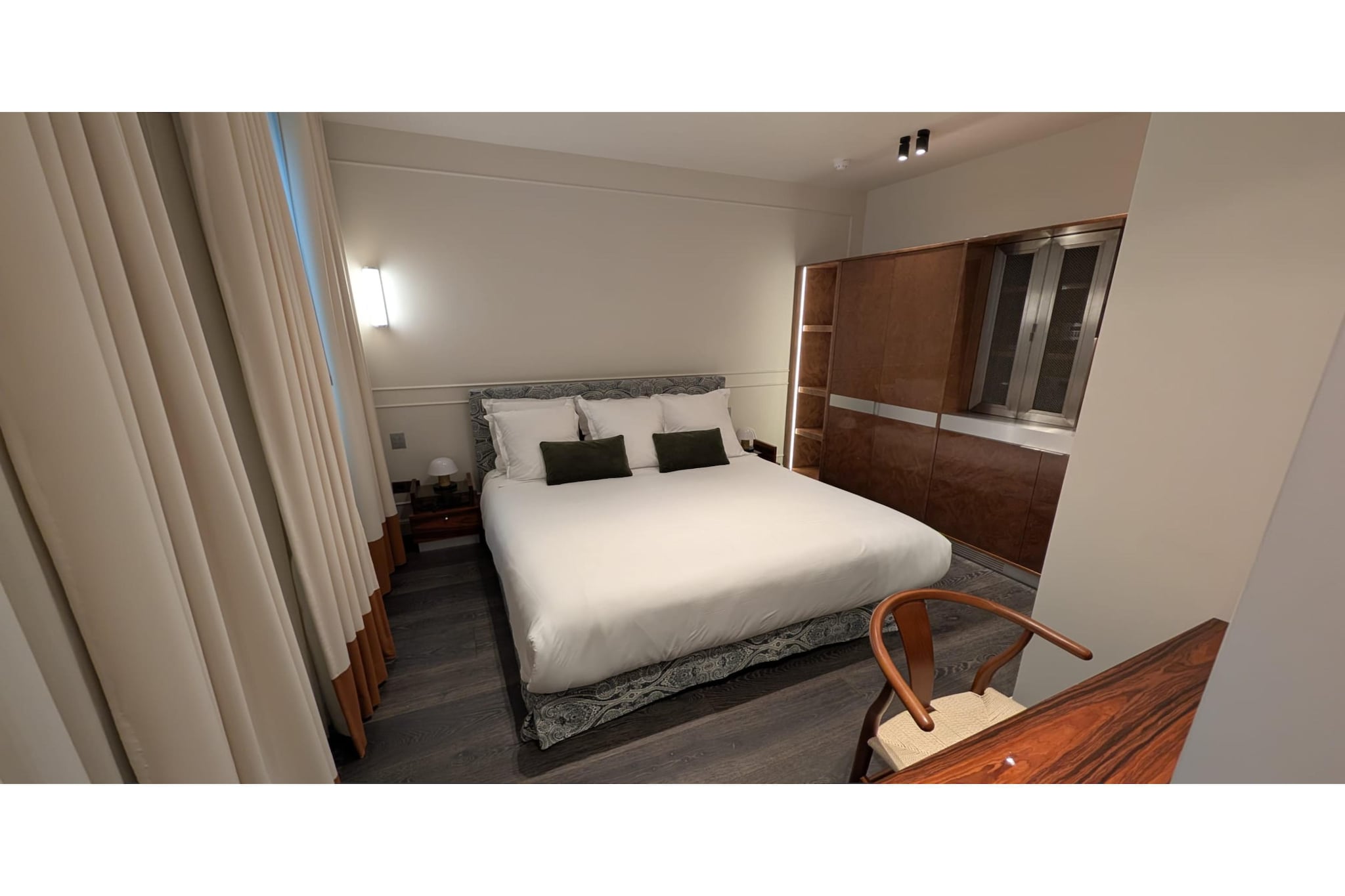 Hotel Palais - Standard Double Room - CRS-Slaapkamer