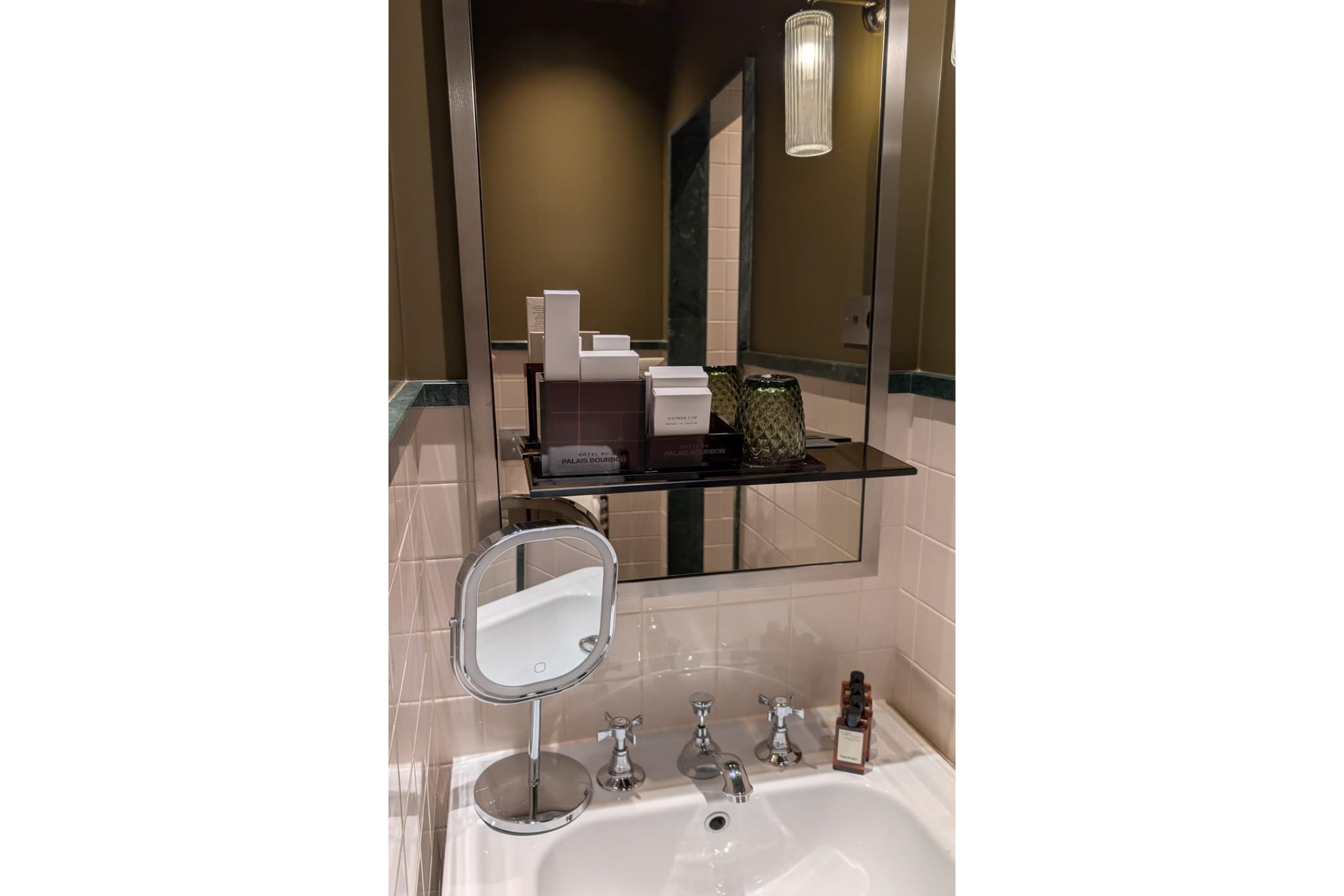 Hotel Palais - Standard Double Room - CRS-Badkamer