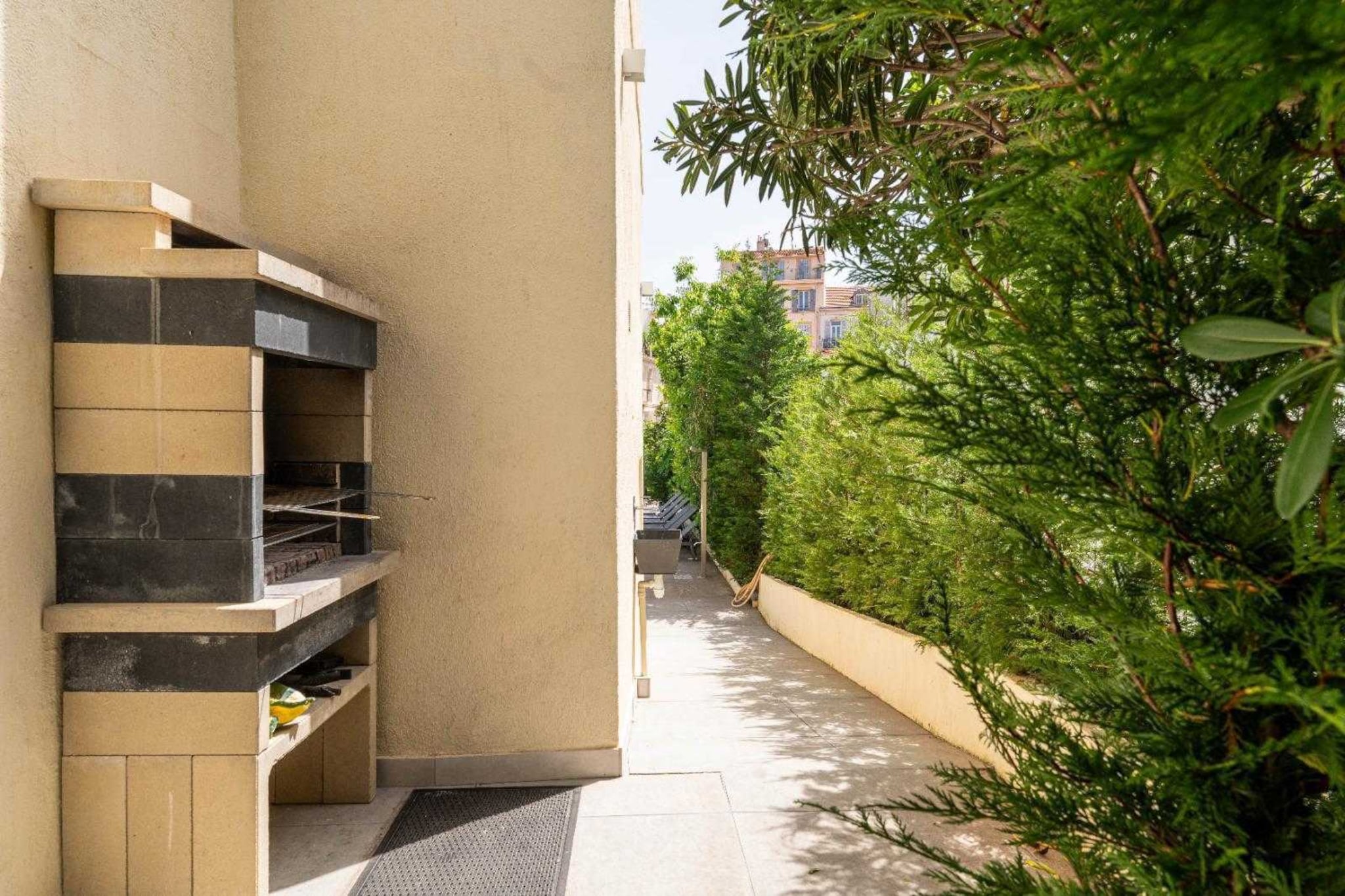 LL-13-ROSOLIEL-Niet-getagd