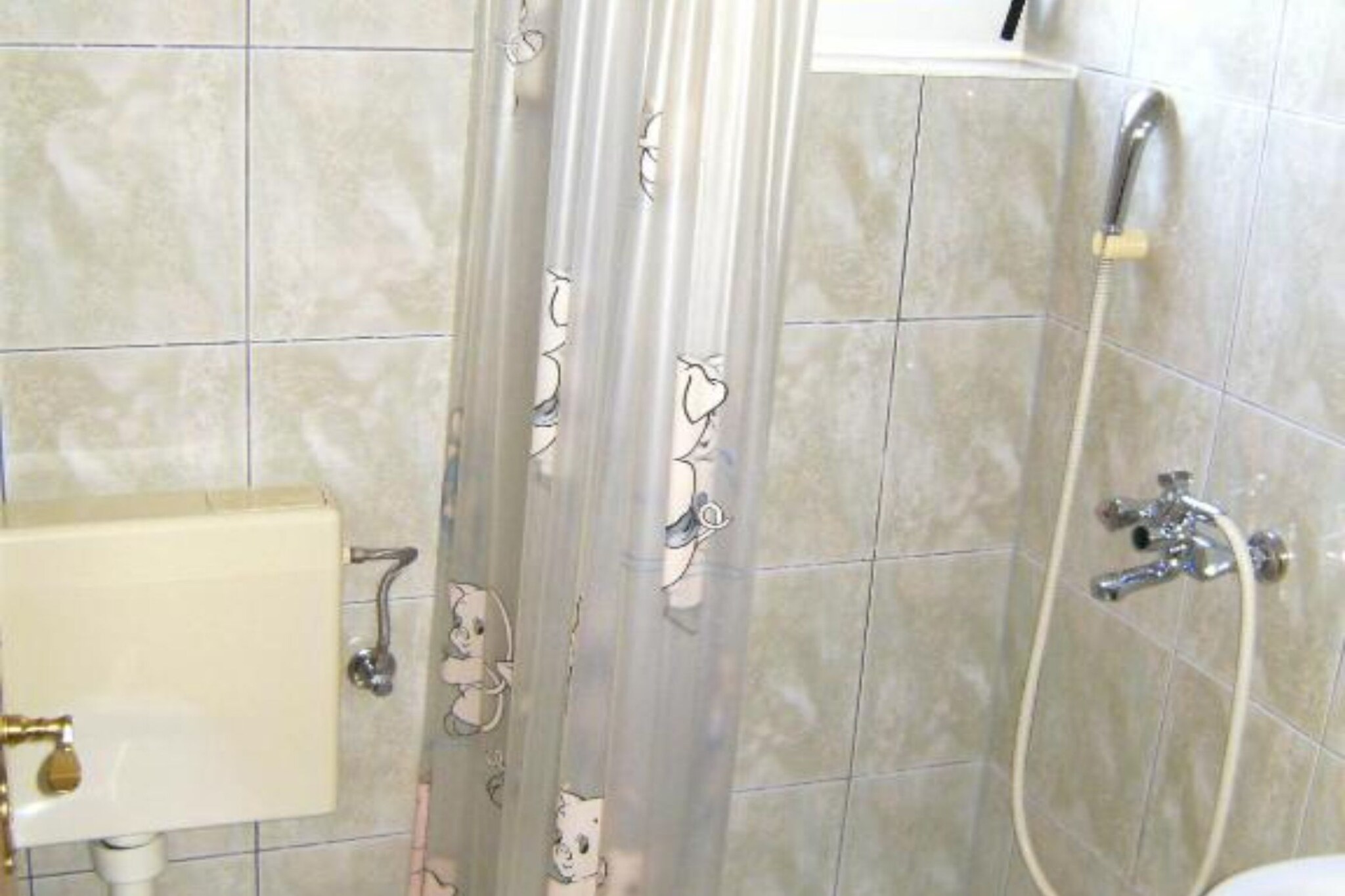 Elez Serenity Guesthouse - Twin room with Balcony-Badkamer