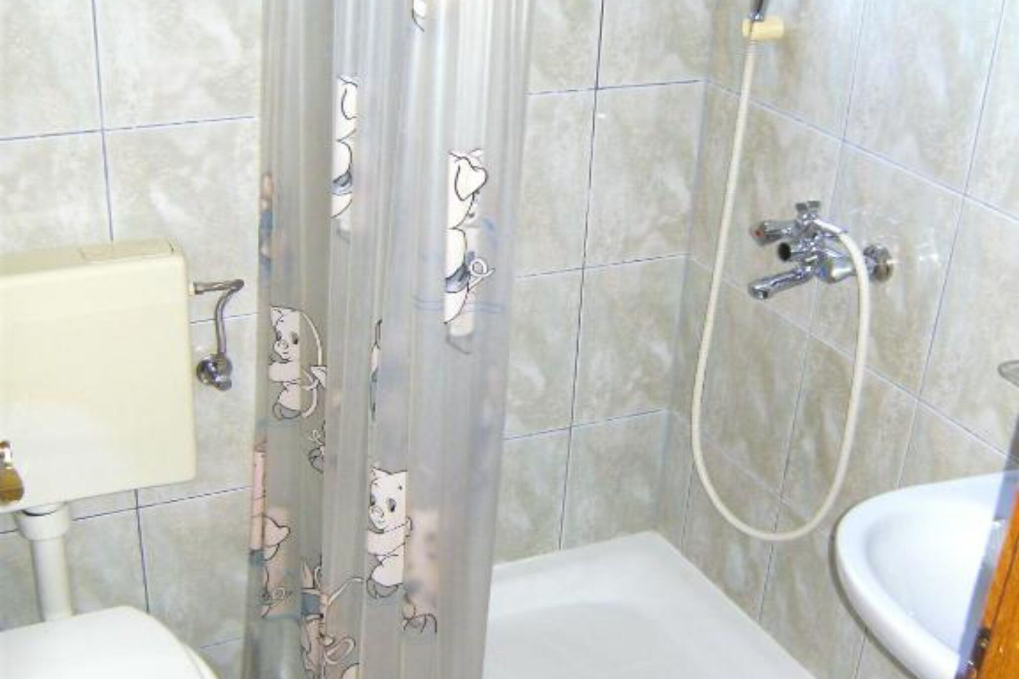 Twin room 4-Badkamer