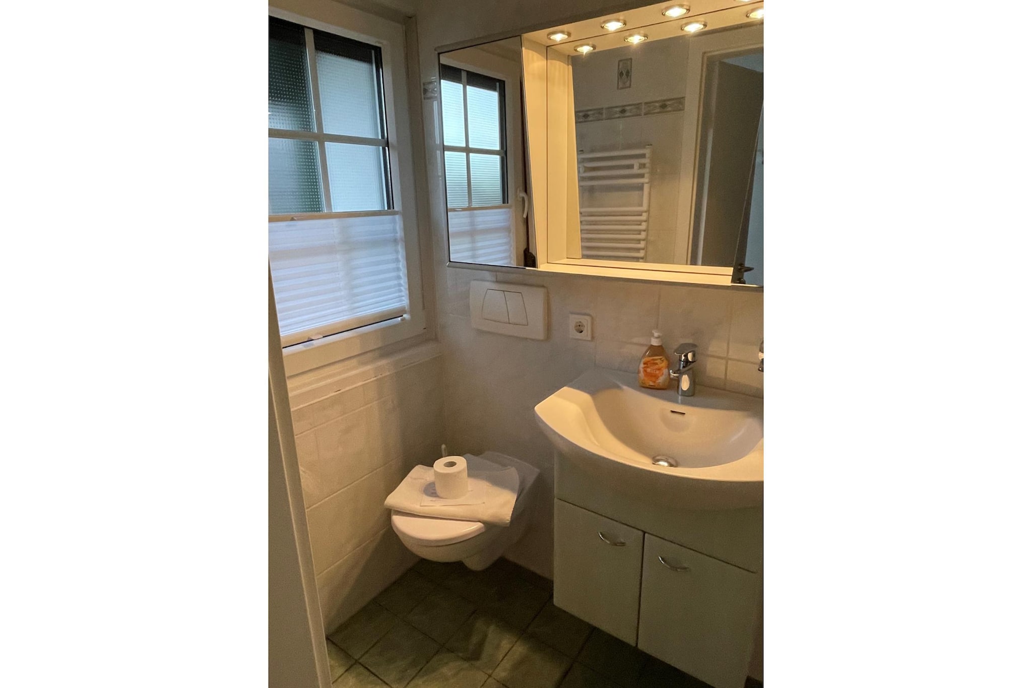 Silbersee M51-Bathroom