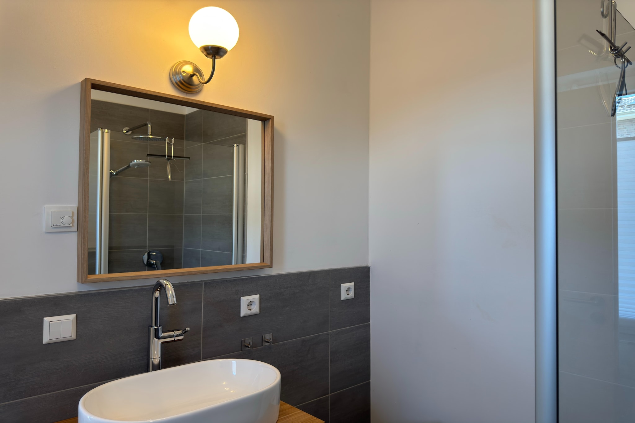 Lee - Badkamer