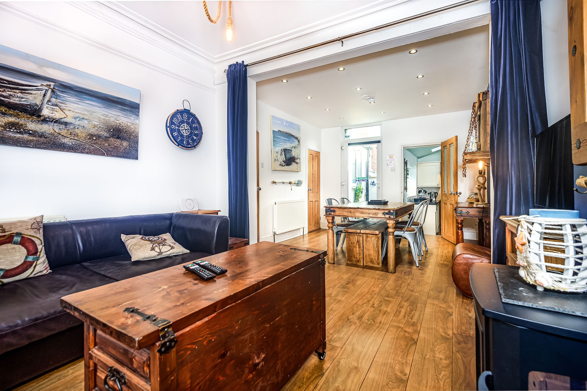 Falcon Retreat - Woonkamer