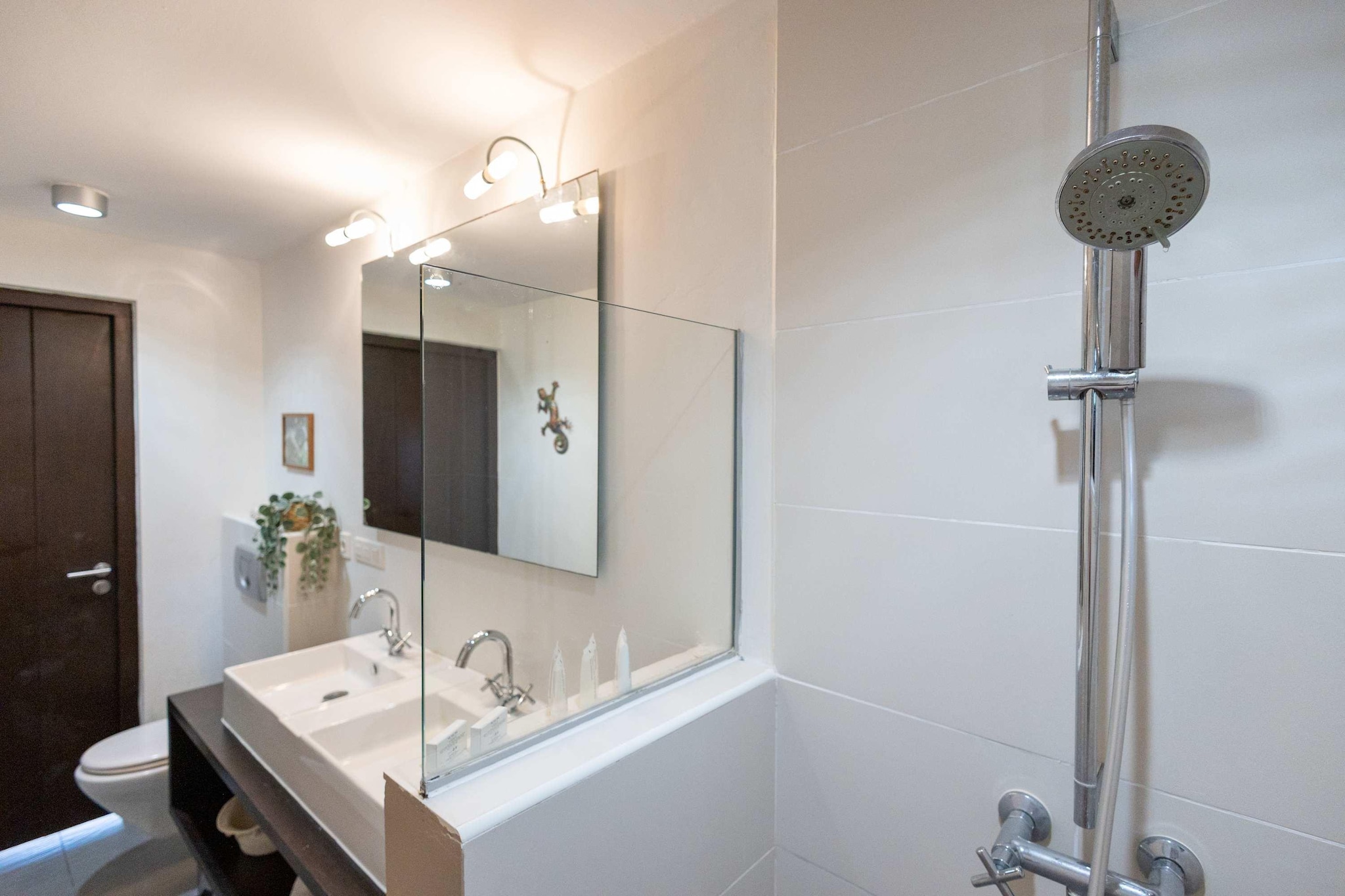 Indigo Garden 6-Badkamer