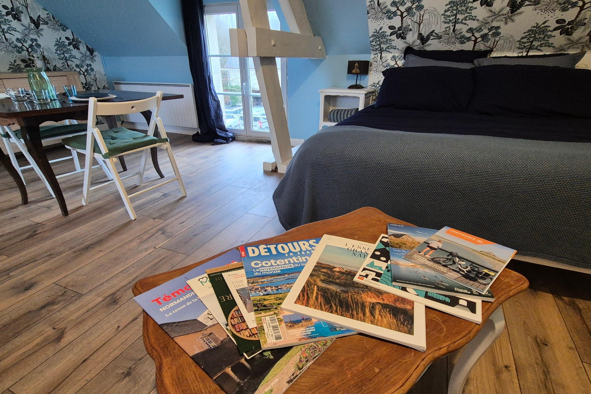 Studio au 1er étage-Slaapkamer