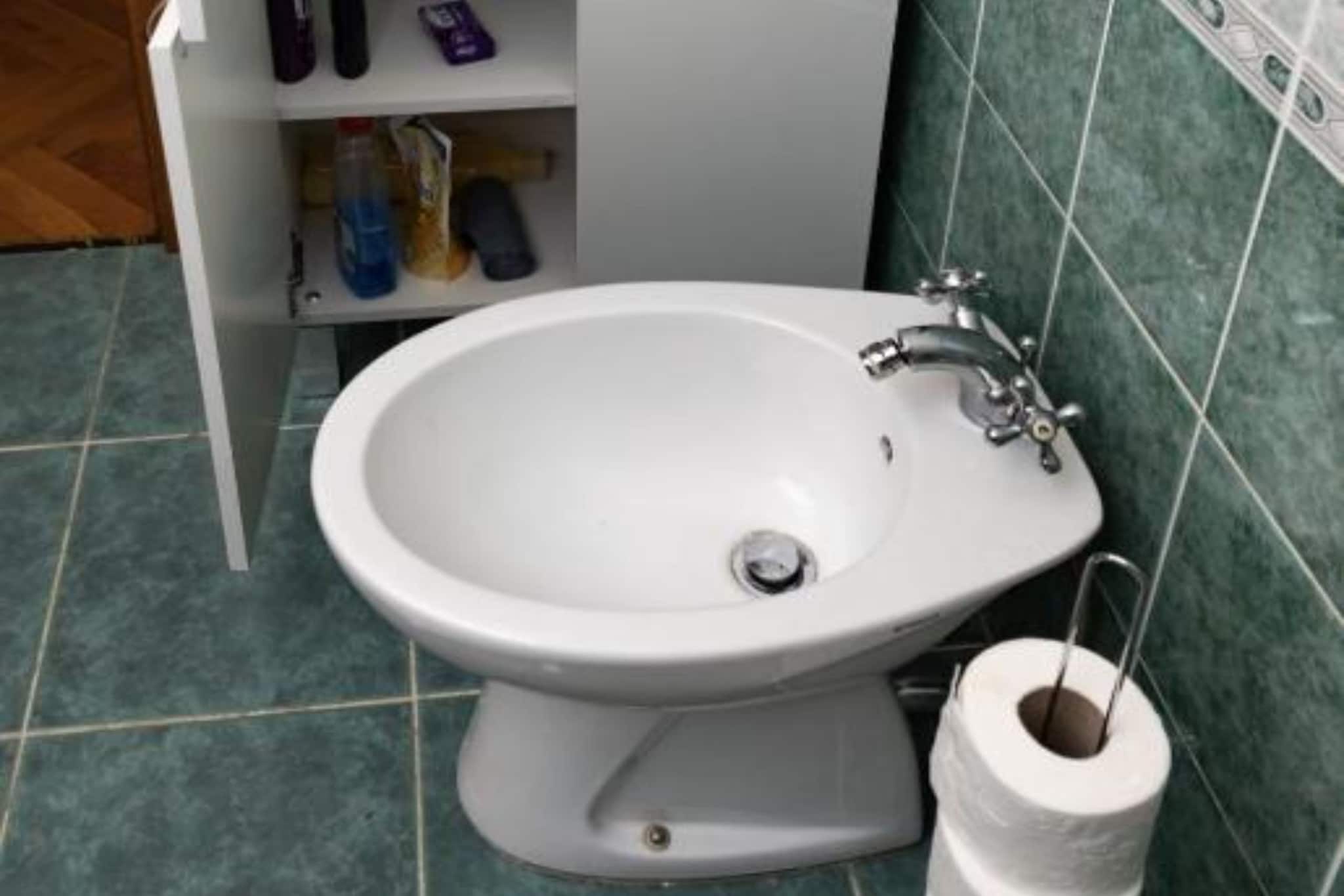 One Bedroom Magic Room (1)-Salle de bain