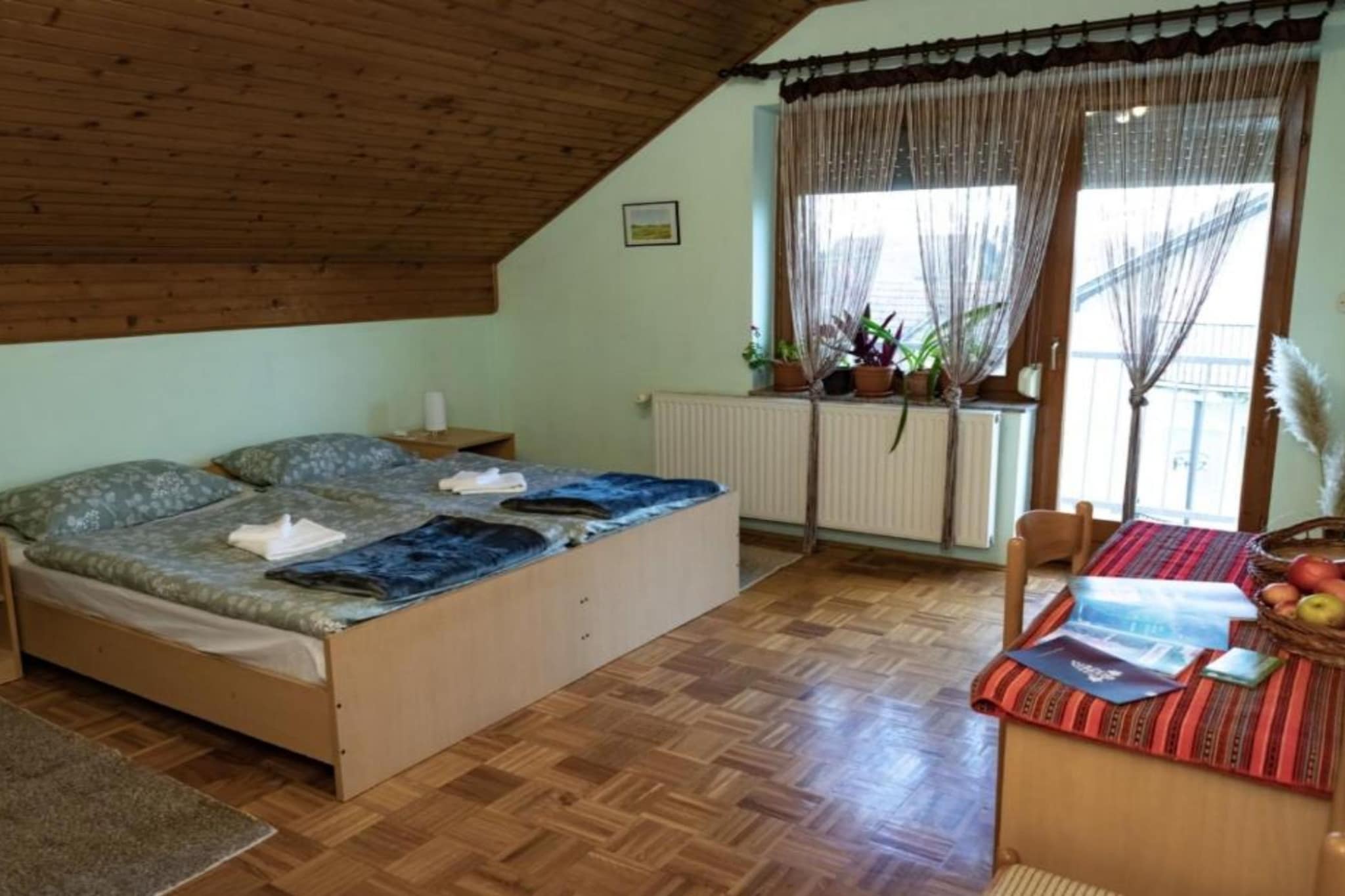 One Bedroom Dream Room (2)-Slaapkamer