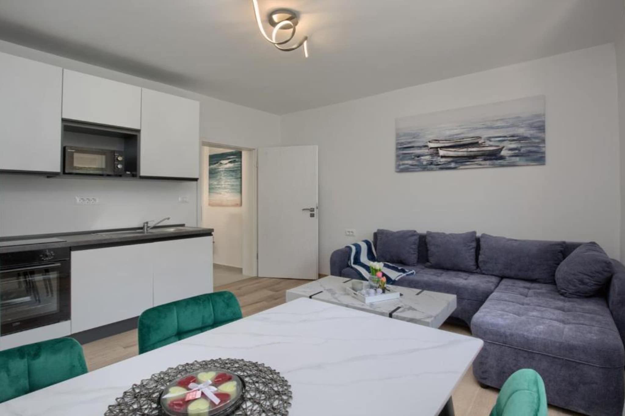 Apartments Mons - Two Bedroom Apartment With Terrace (A2)-Im Freien