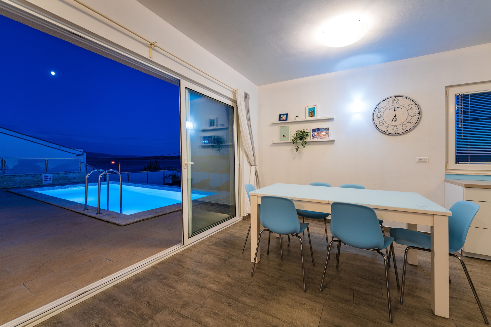 Sea view Villa Anpero-Esszimmer