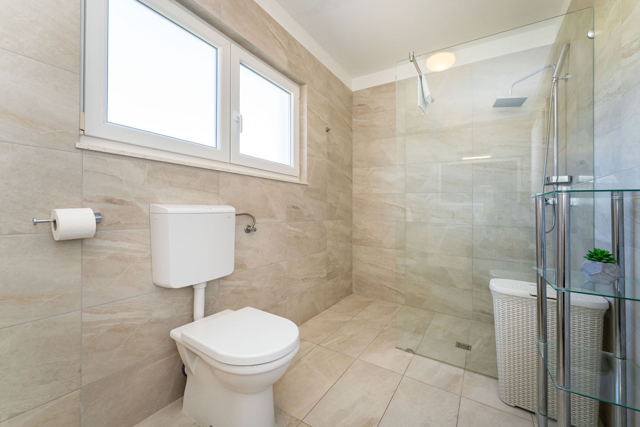 Sea view Villa Anpero-Badezimmer